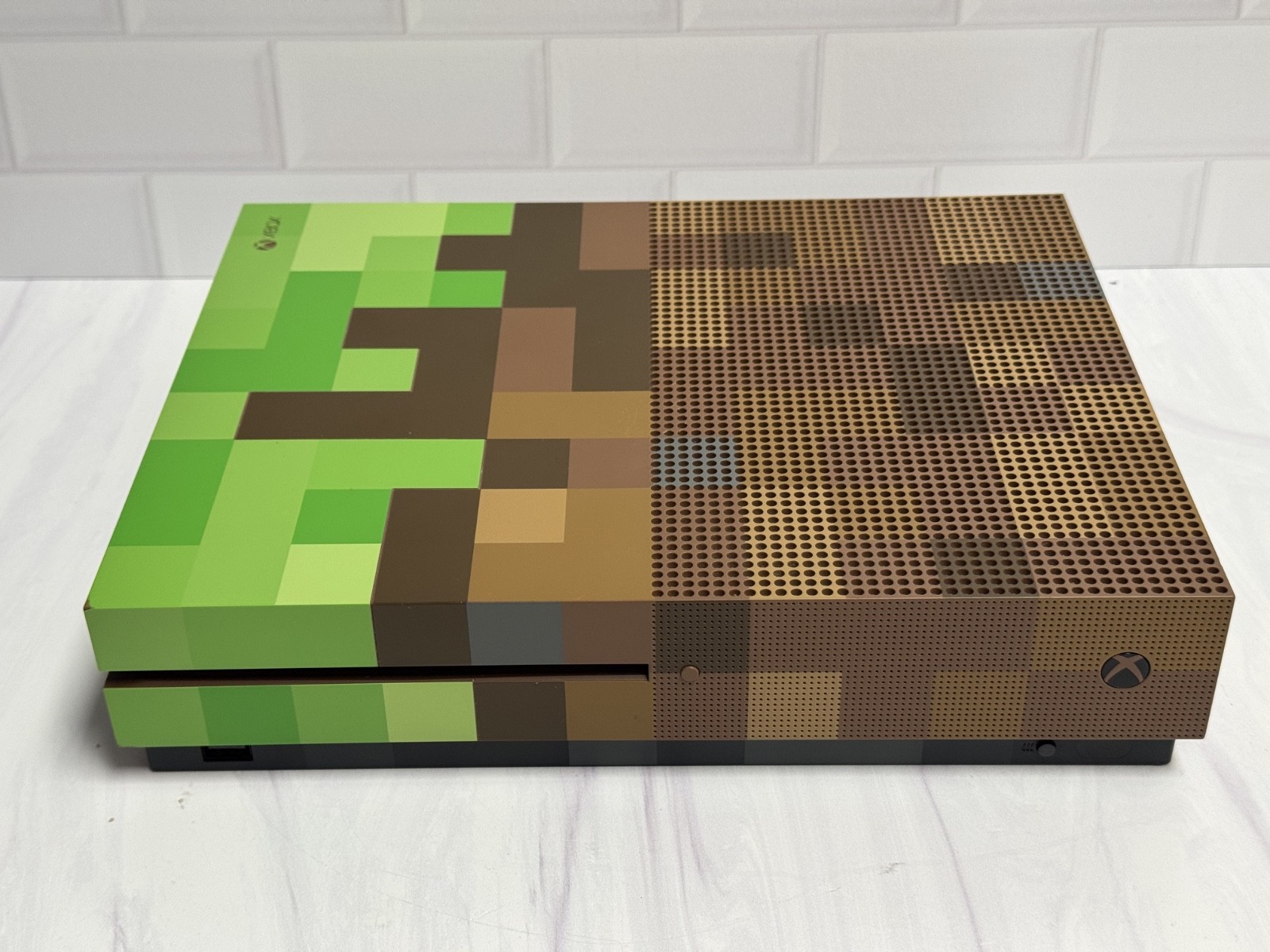 Microsoft Xbox One S 1TB Console Gaming System Minecraft Limited Edition #T8