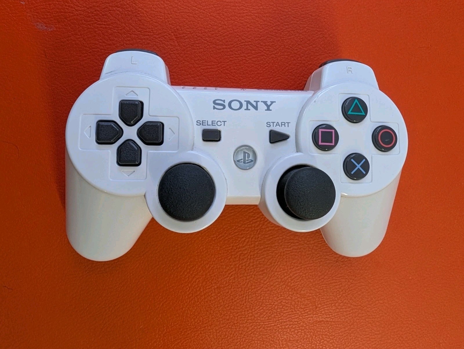PS3 Slim Classic White CECH 3000A 1TB Console With Accessories Dualshock3