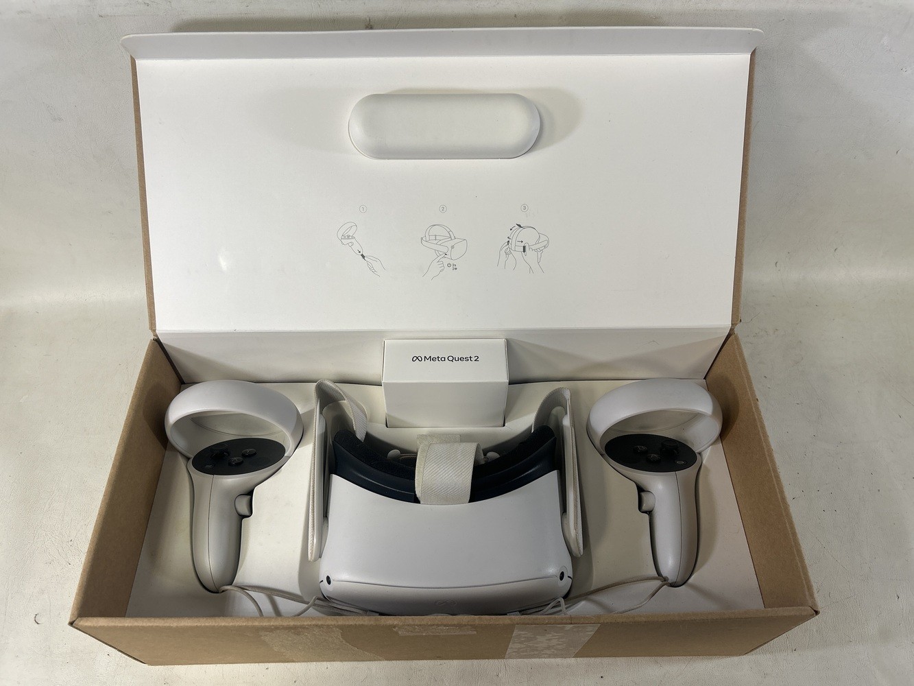 OCULUS META QUEST 2 KW49CM VIRTUAL REALITY CONSOLE
