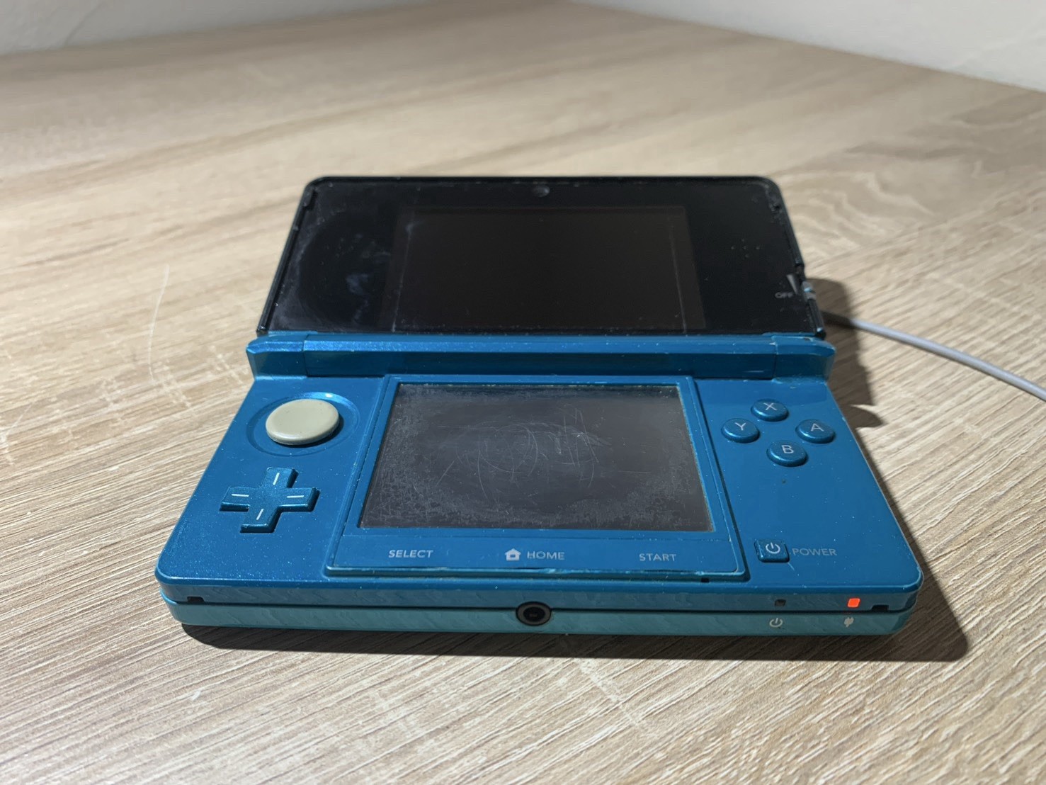 1907 Nintendo 3DS Aqua Blue For Parts
