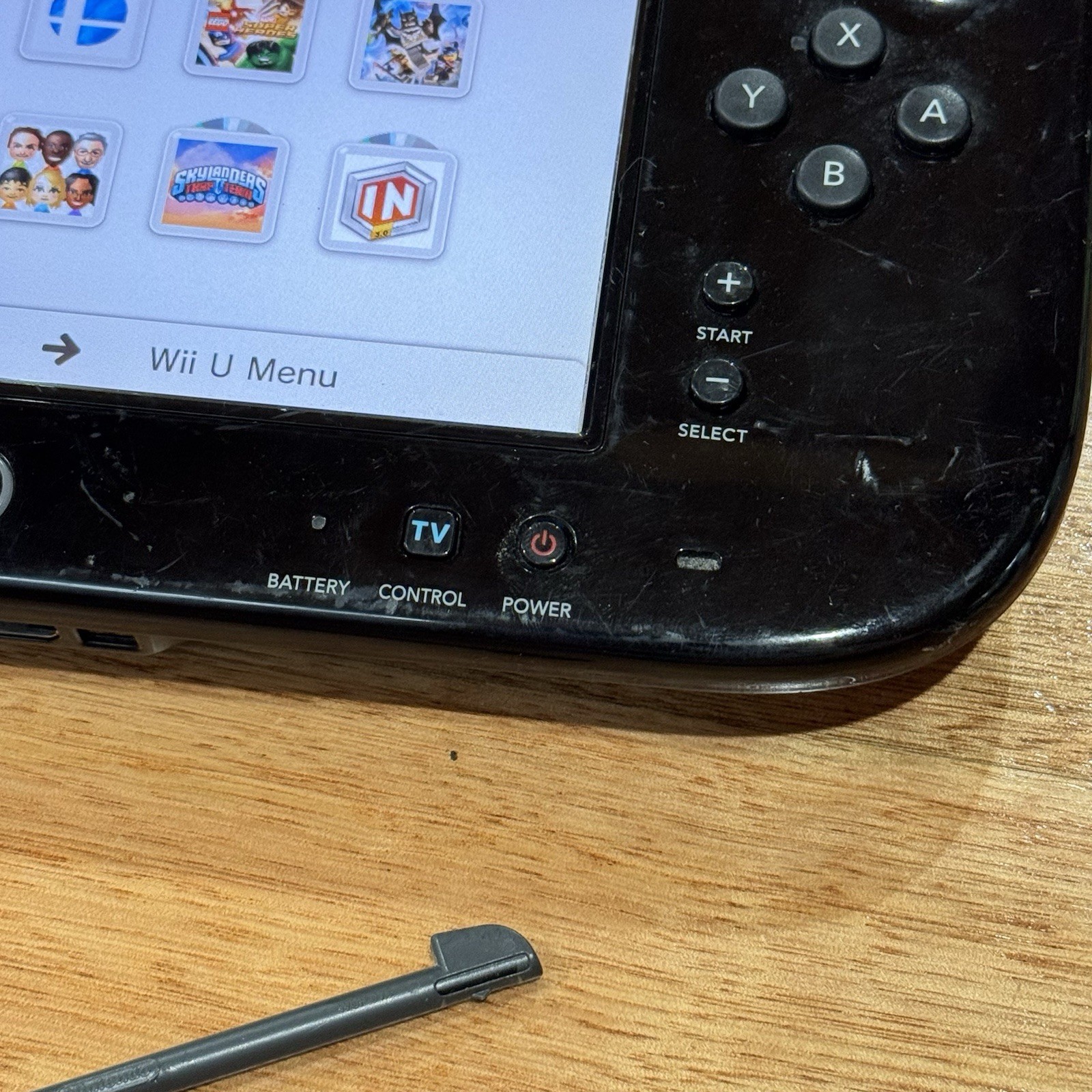 Genuine Nintendo Wii U Gamepad WUP-10 – C Grade – With Stylus & Good Battery