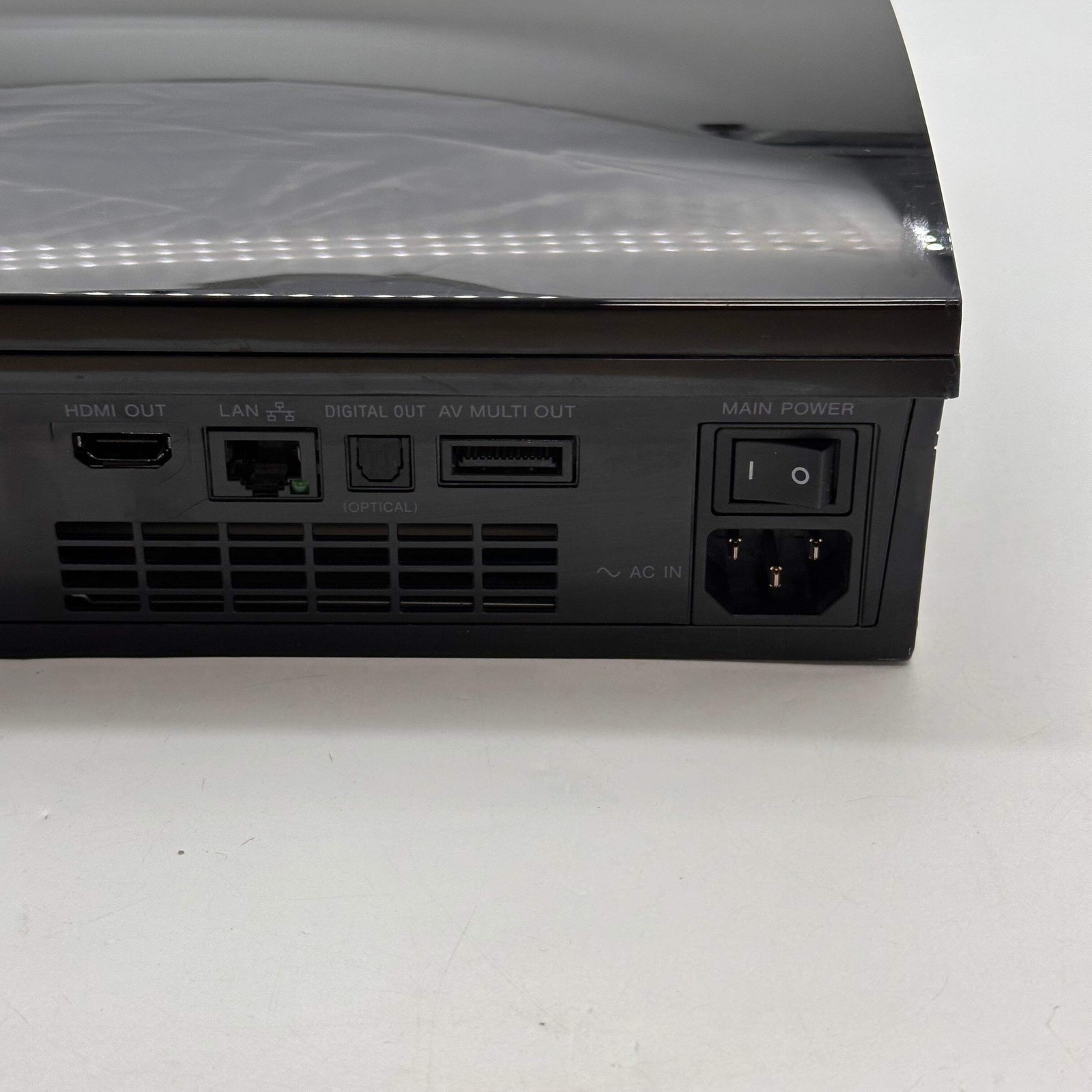 Sony PlayStation 3 Backward Compatible CECHE01 80GB