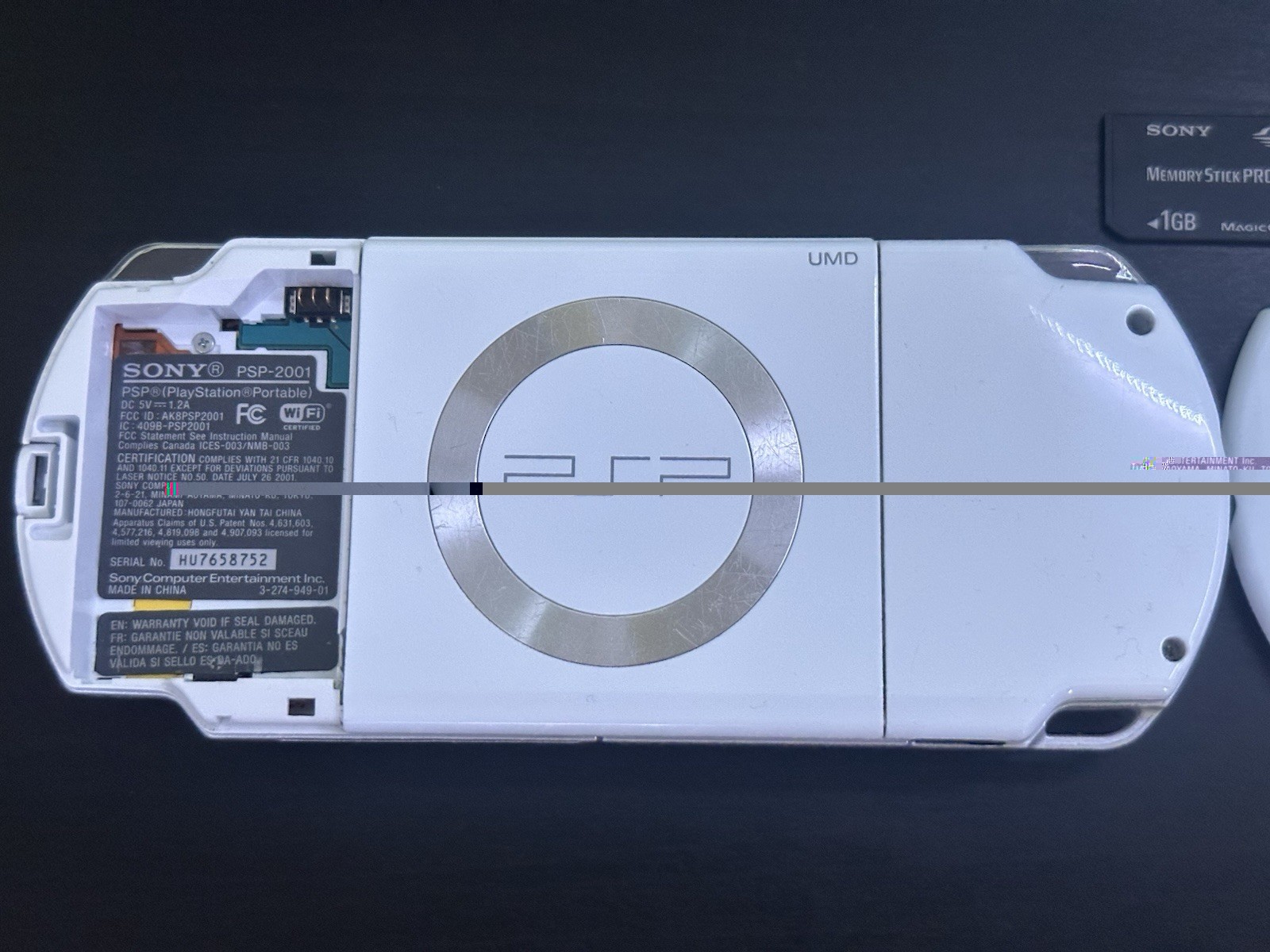 Sony PSP-2001 White Darth Vader Special Edition | 10 UMD’s | PSP – HDMI Convert