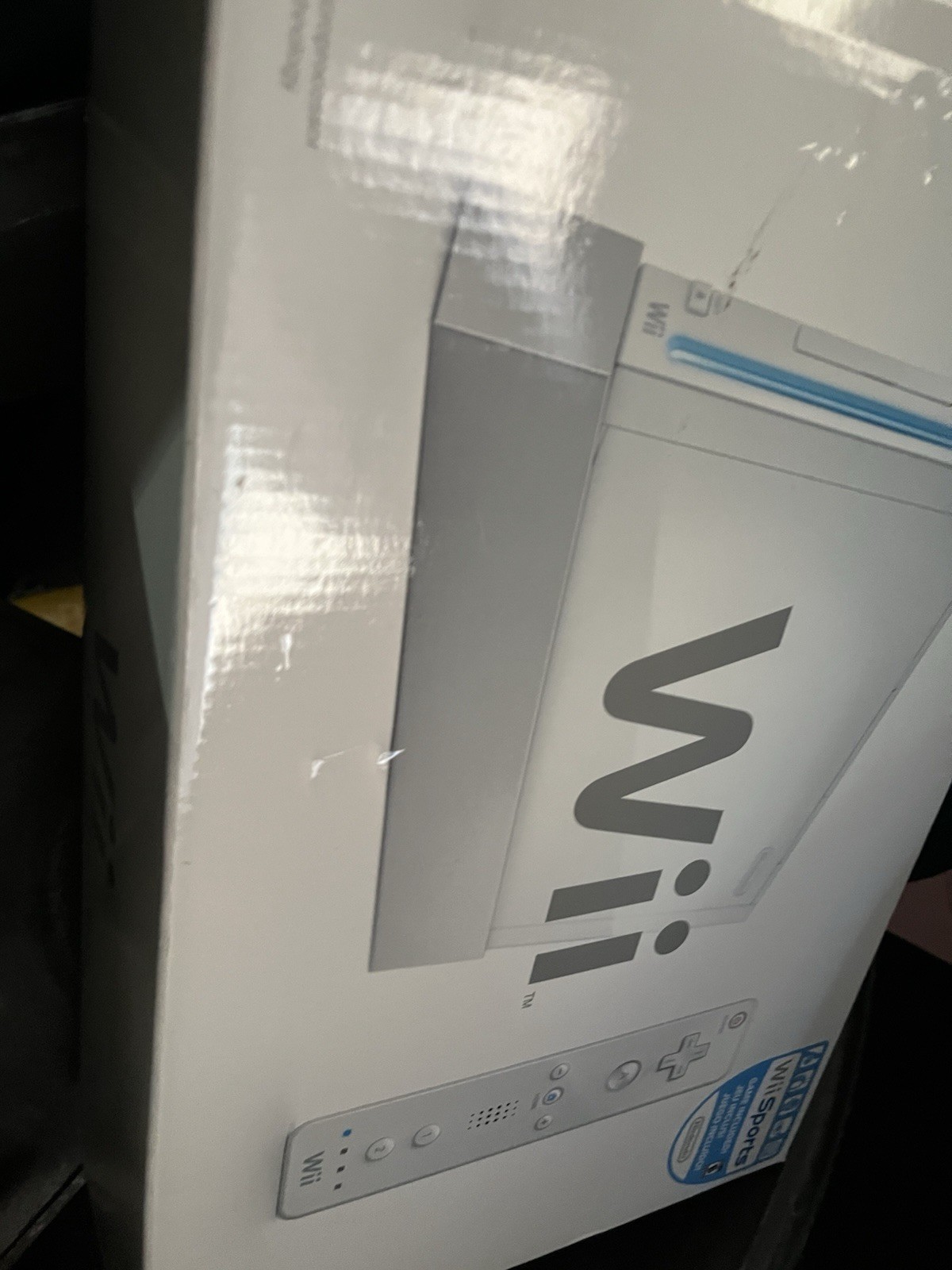 Nintendo Wii Console White Motion Control with Wii Wheel, Nunchuk, Wi-Fi, USB