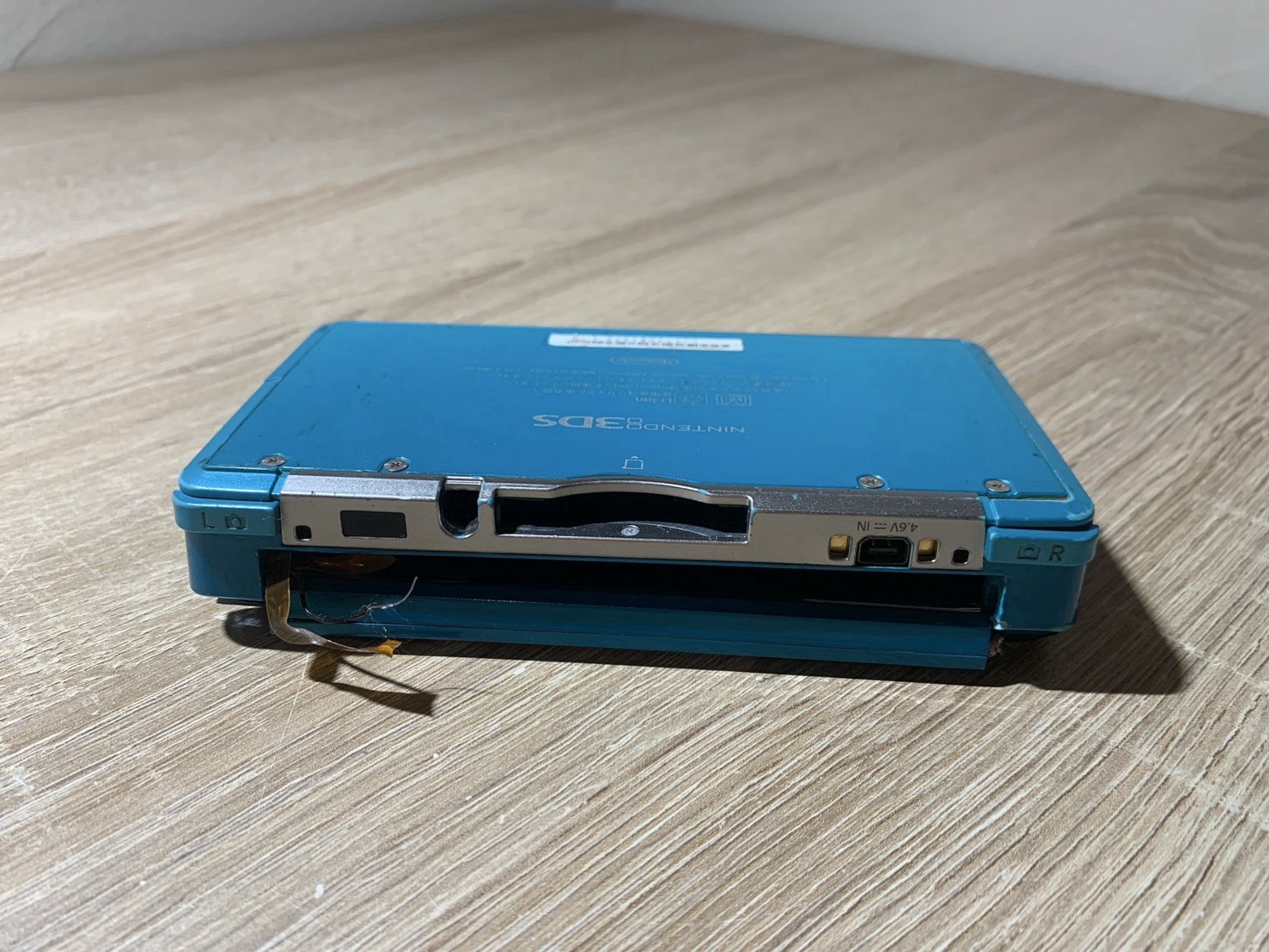 1275 Nintendo 3DS Aqua Blue For Parts