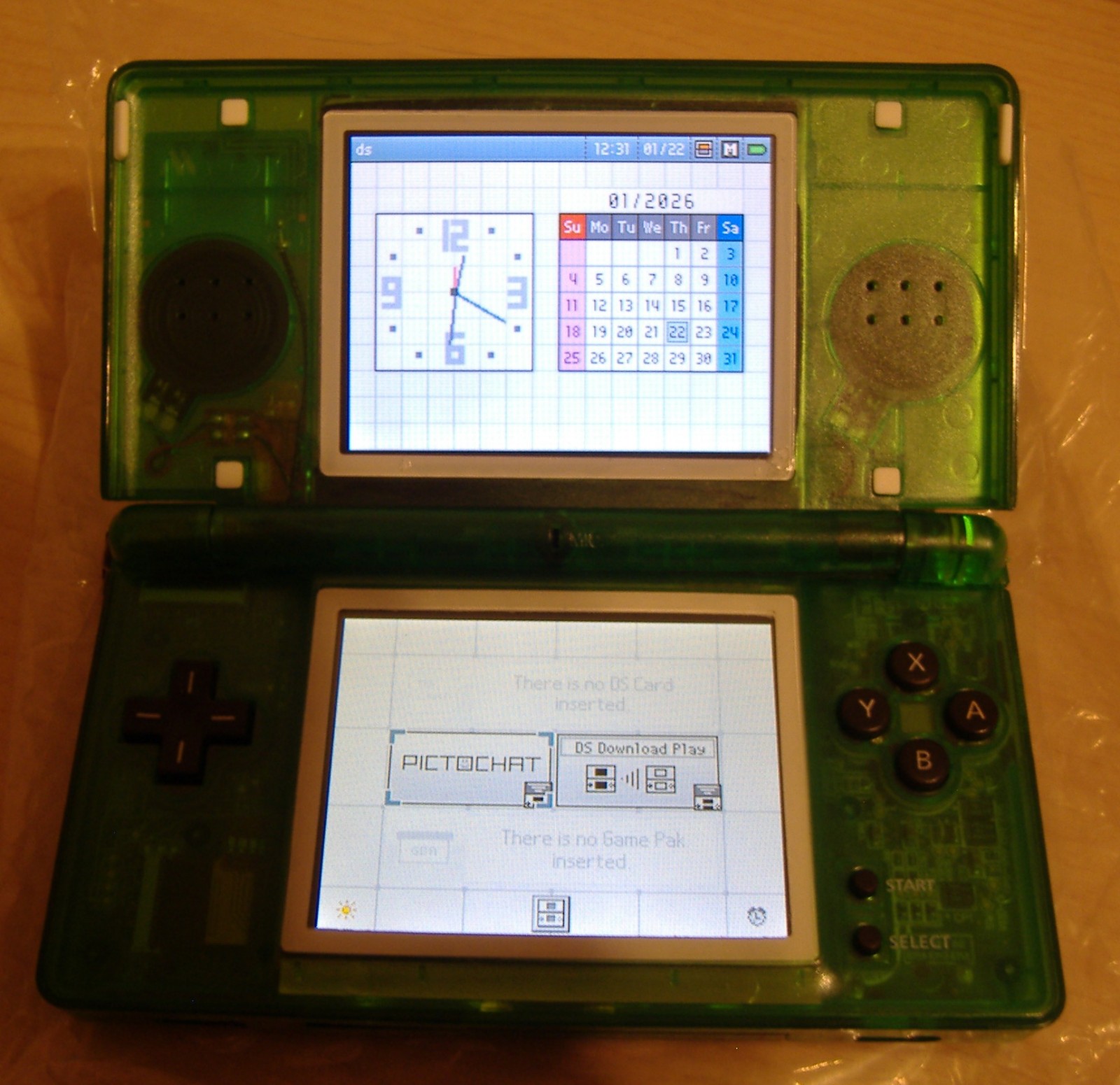 NINTENDO DS LITE TRANSPARENT GREEN NEW SHELL NEW DIGITIZER + USED OEM CHARGER