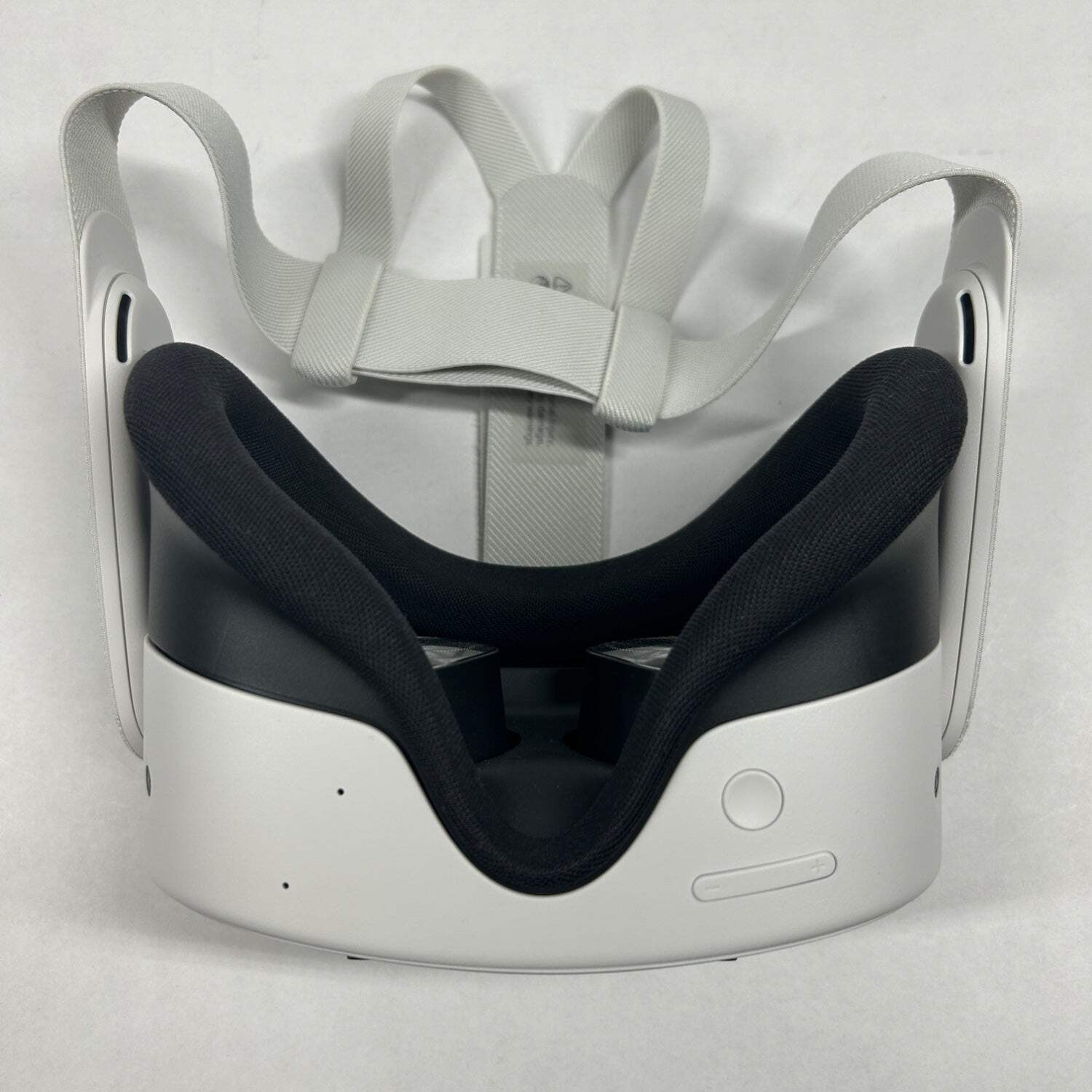 Meta Quest 3S 128GB Standalone All-in-One VR Headset P97