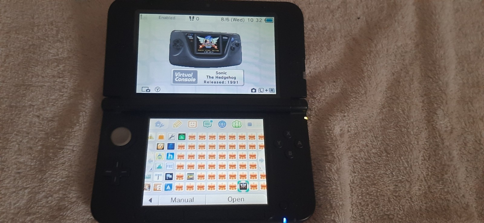 Nintendo 3DS XL (about) 200+ Games – Sold AS-IS (Charger Not Included)