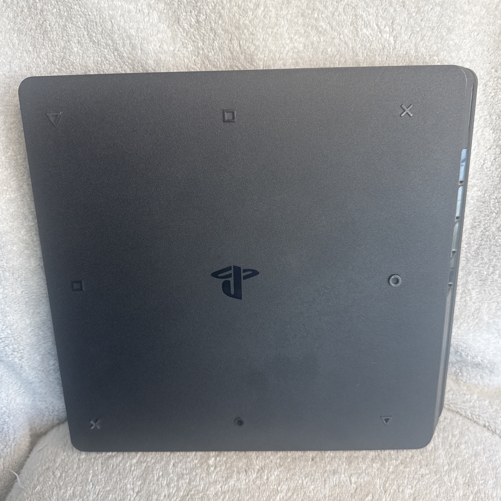 Sony PlayStation 4 Slim 1TB Black Console Bundle 16 Games 2 Remotes Cords Reset