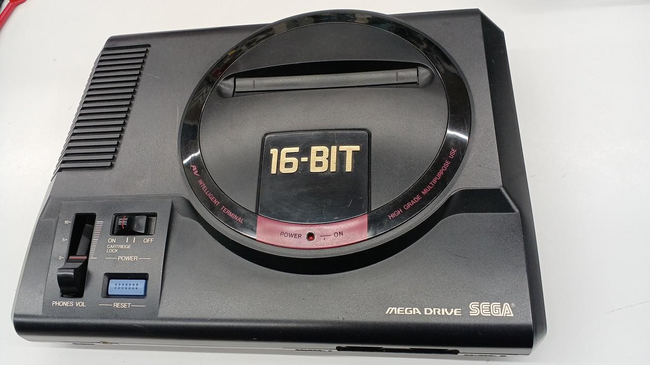 Mega Drive Model HAA 2510 SEGA