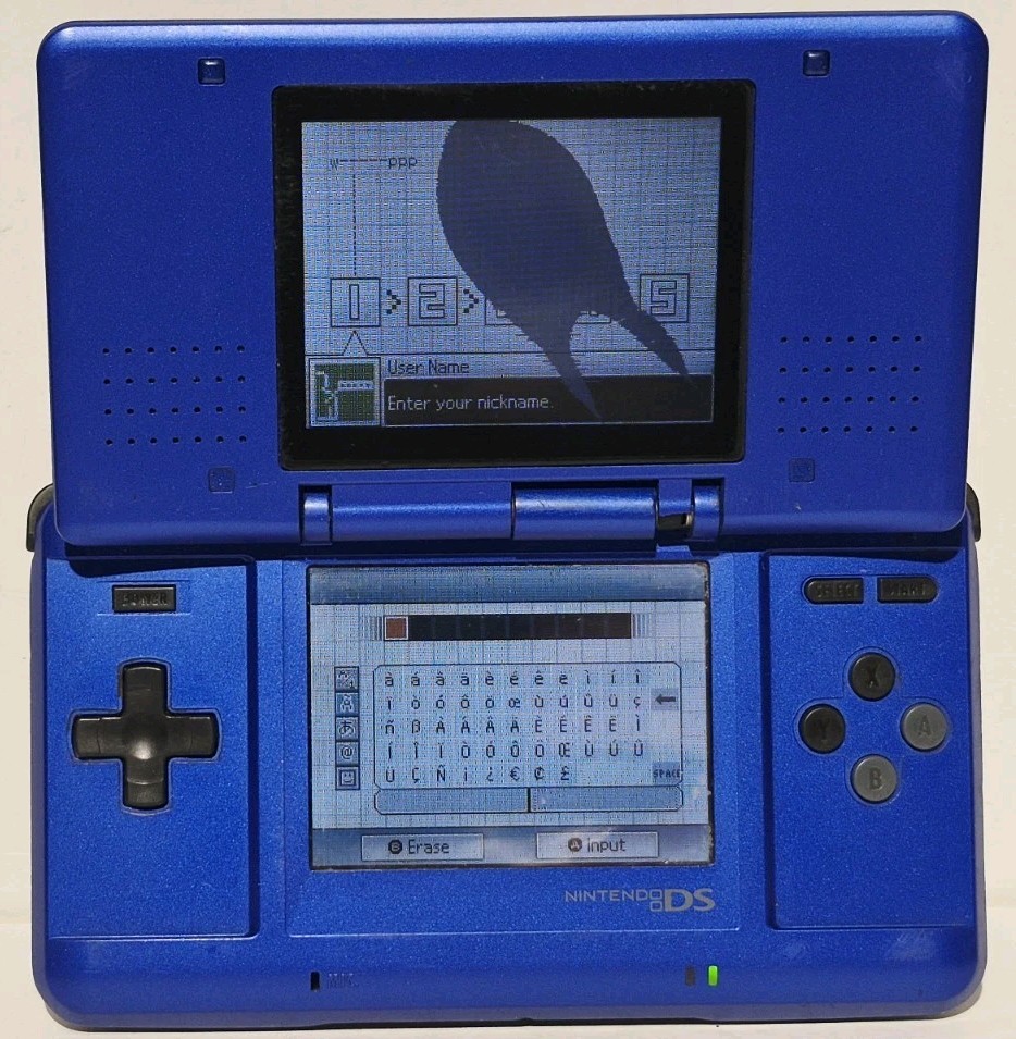 NINTENDO DS BLUE HANDHELD SYSTEM NTR-001 ~ WORKING BROKEN HINGE NEEDS REPAIR