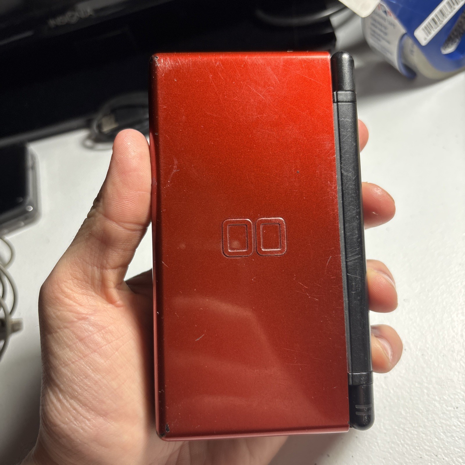 Nintendo DS Lite Crimson Handheld w oem charger-Red/Black(plus game)(no stylus)