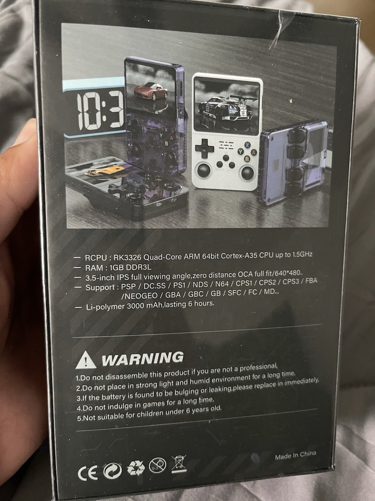 R36S Handheld Game Console IPS 3.5″ Screen 640×480 Gamepad Black Transparent