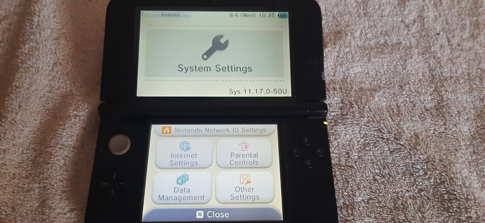 Nintendo 3DS XL (about) 200+ Games – Sold AS-IS (Charger Not Included)