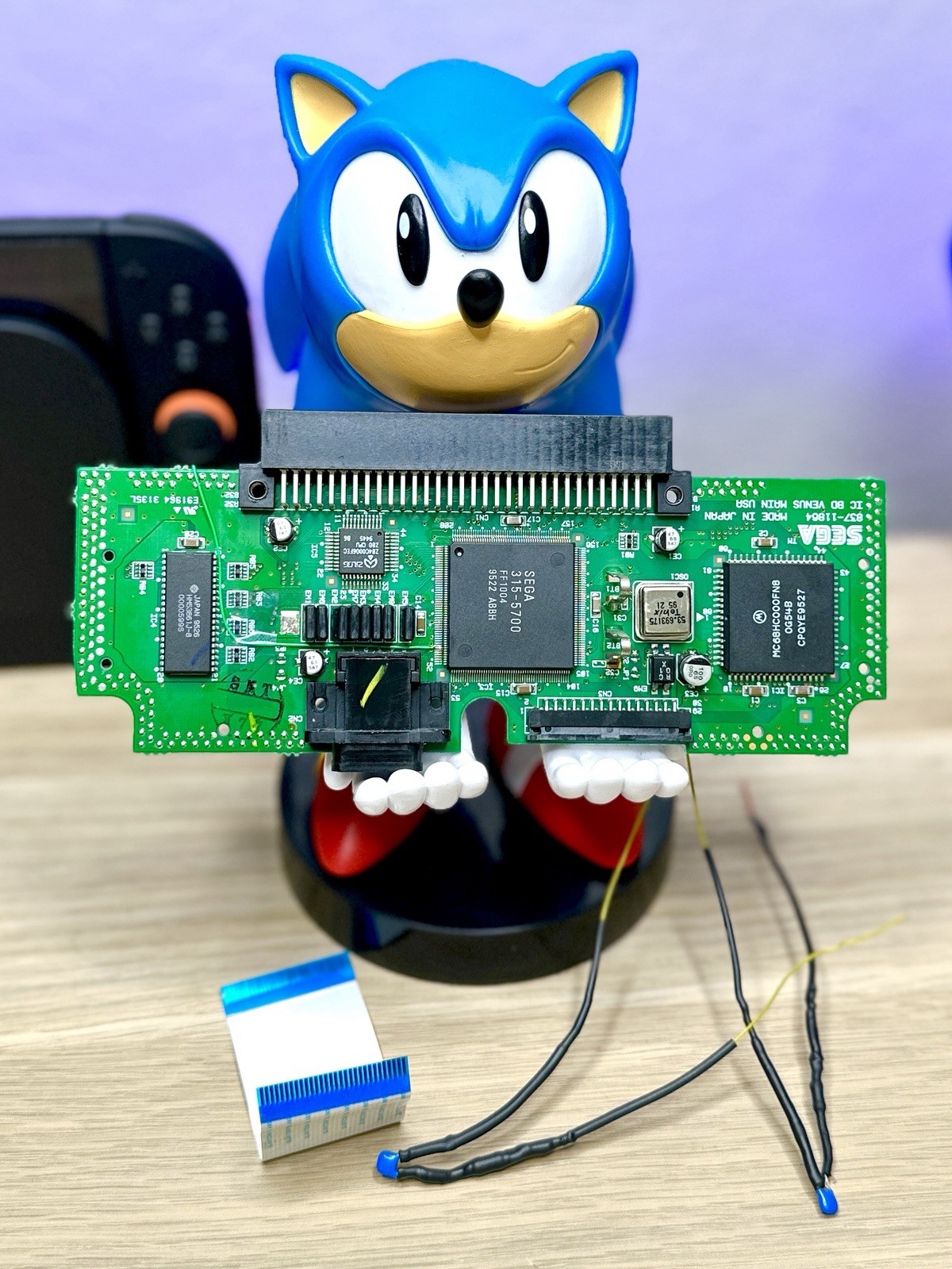 Sega Nomad – Motherboard Cartridge Side Working Recapped & SMS Audio Mod