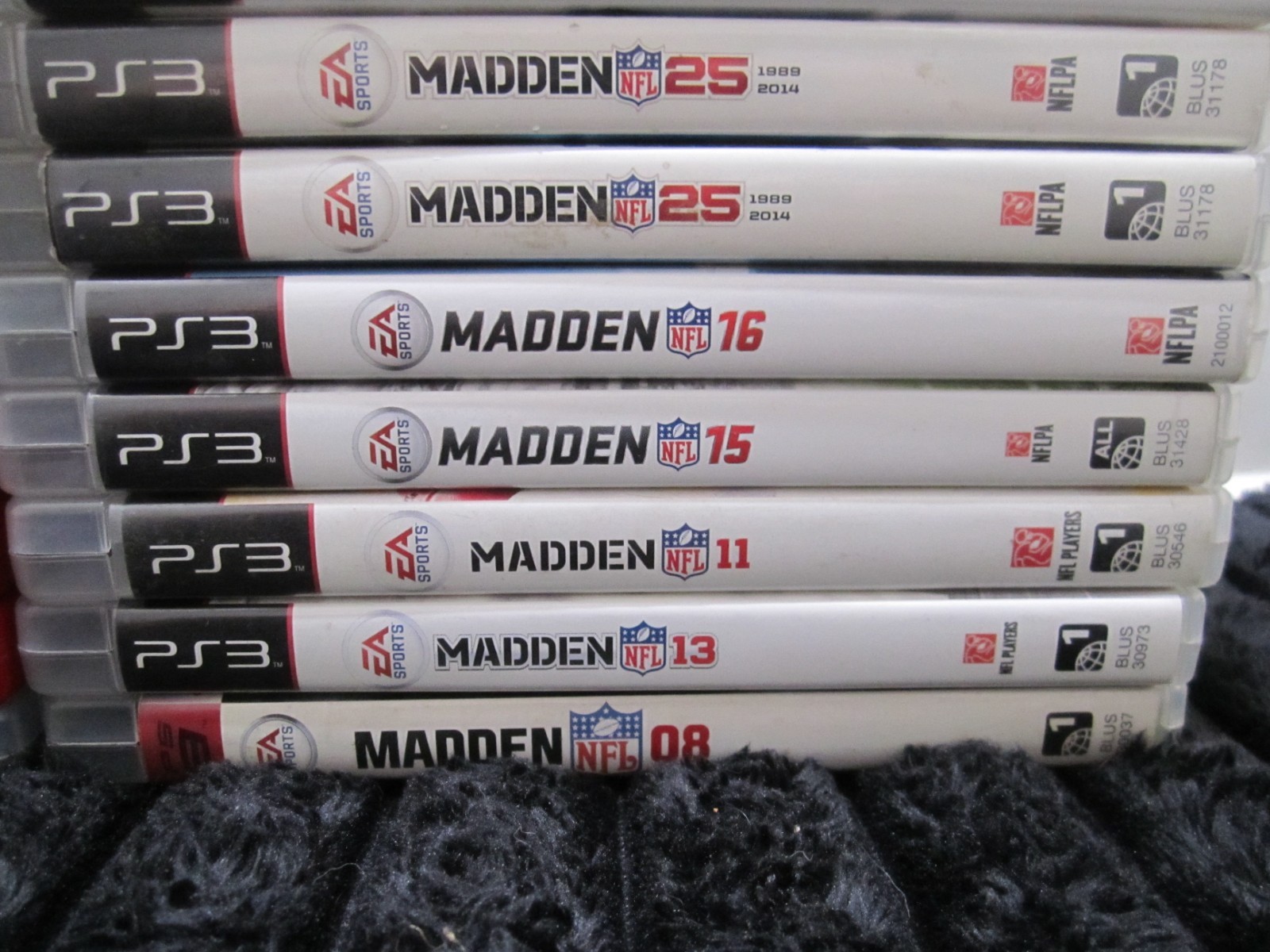 PS3 Lot Including 1 Remote, Power Supply and 29 games