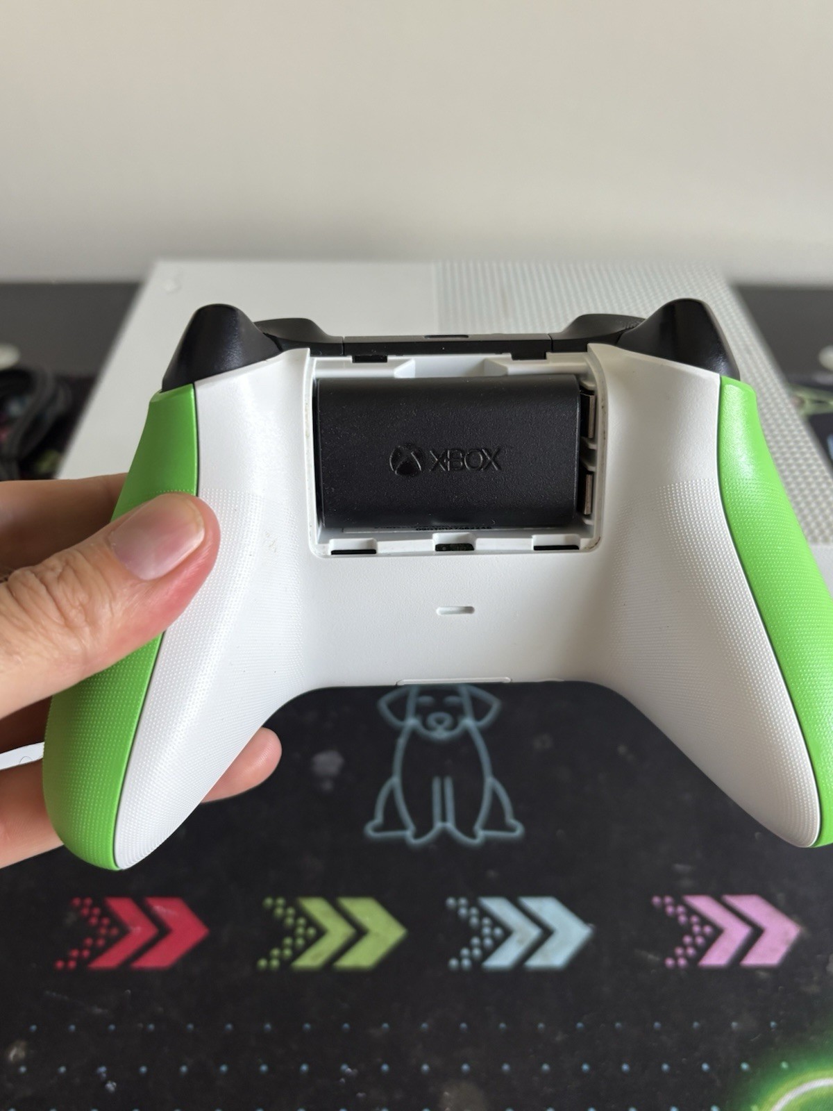 Microsoft Xbox One S 500GB White Clean With Controller