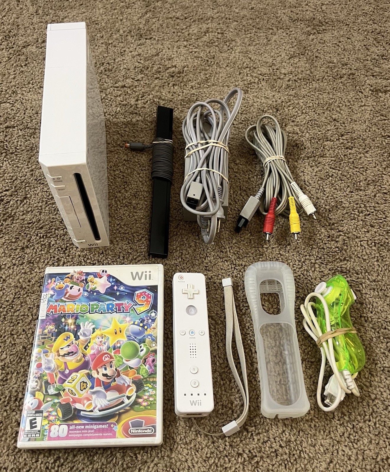 Nintendo Wii Console Bundle + Mario Party 9