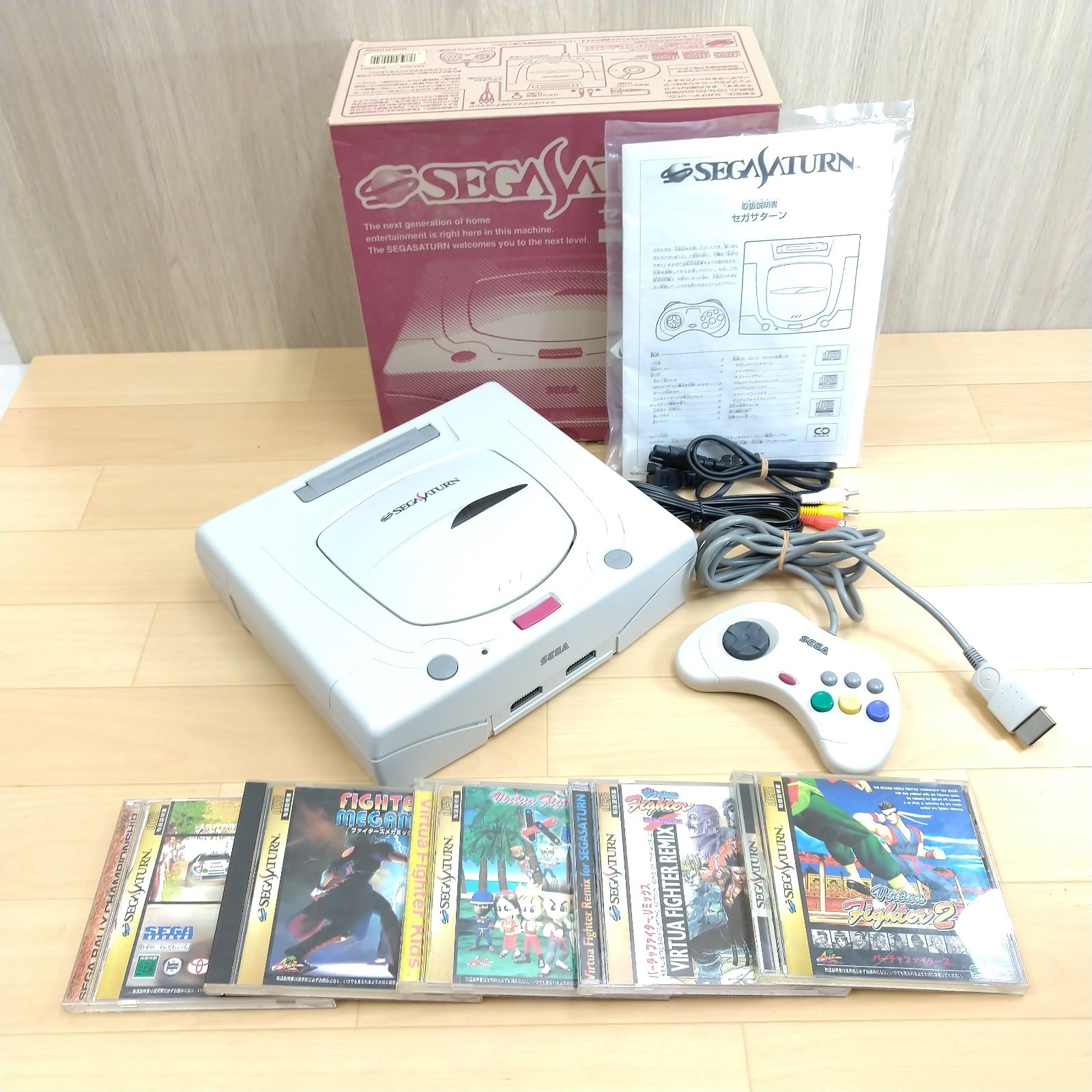 Sega Saturn Console Japanese White Boxed CIB Bundle with 5 Games Virtua Fighter