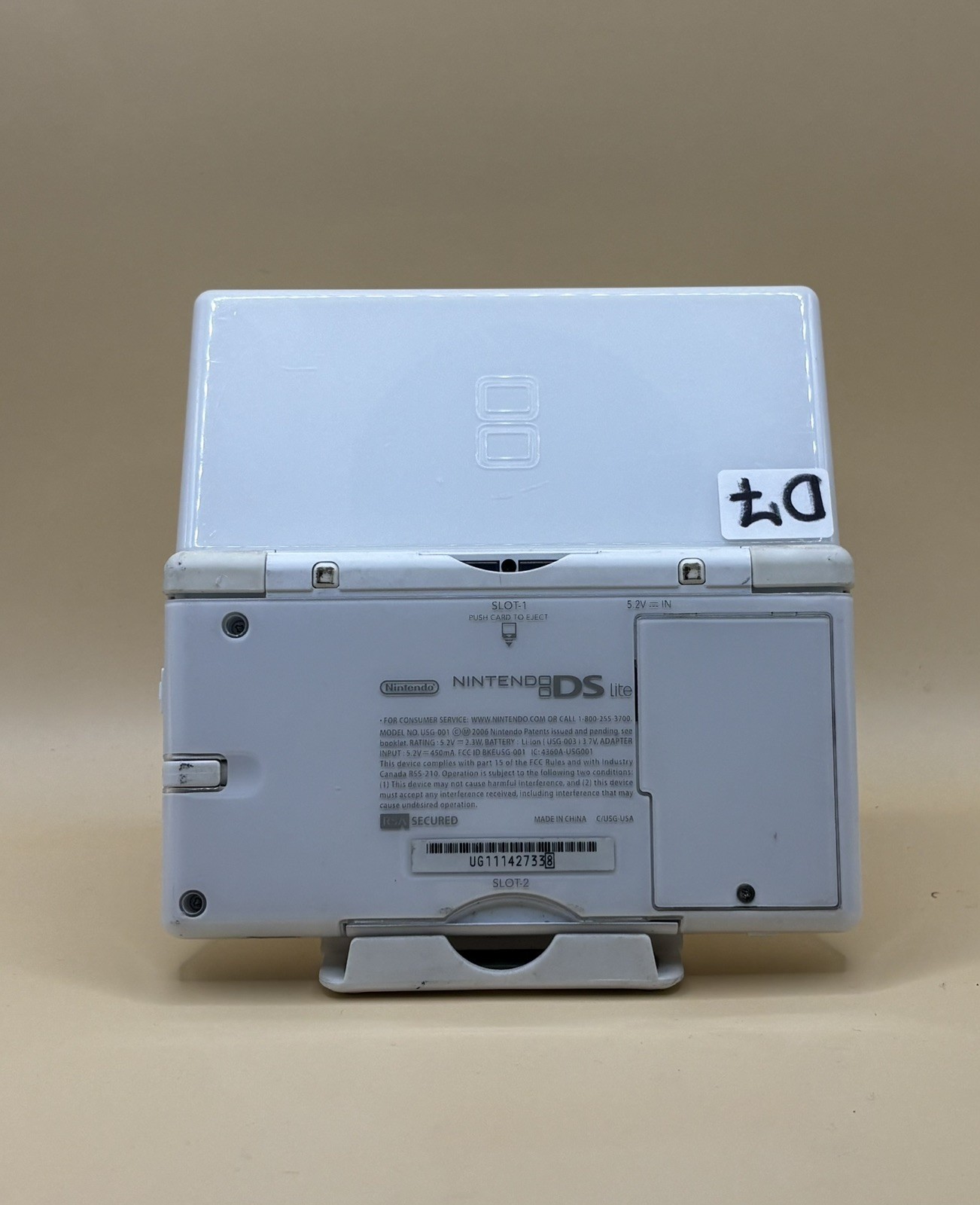 Nintendo DS Lite- White (D7) READ DESCRIPTION