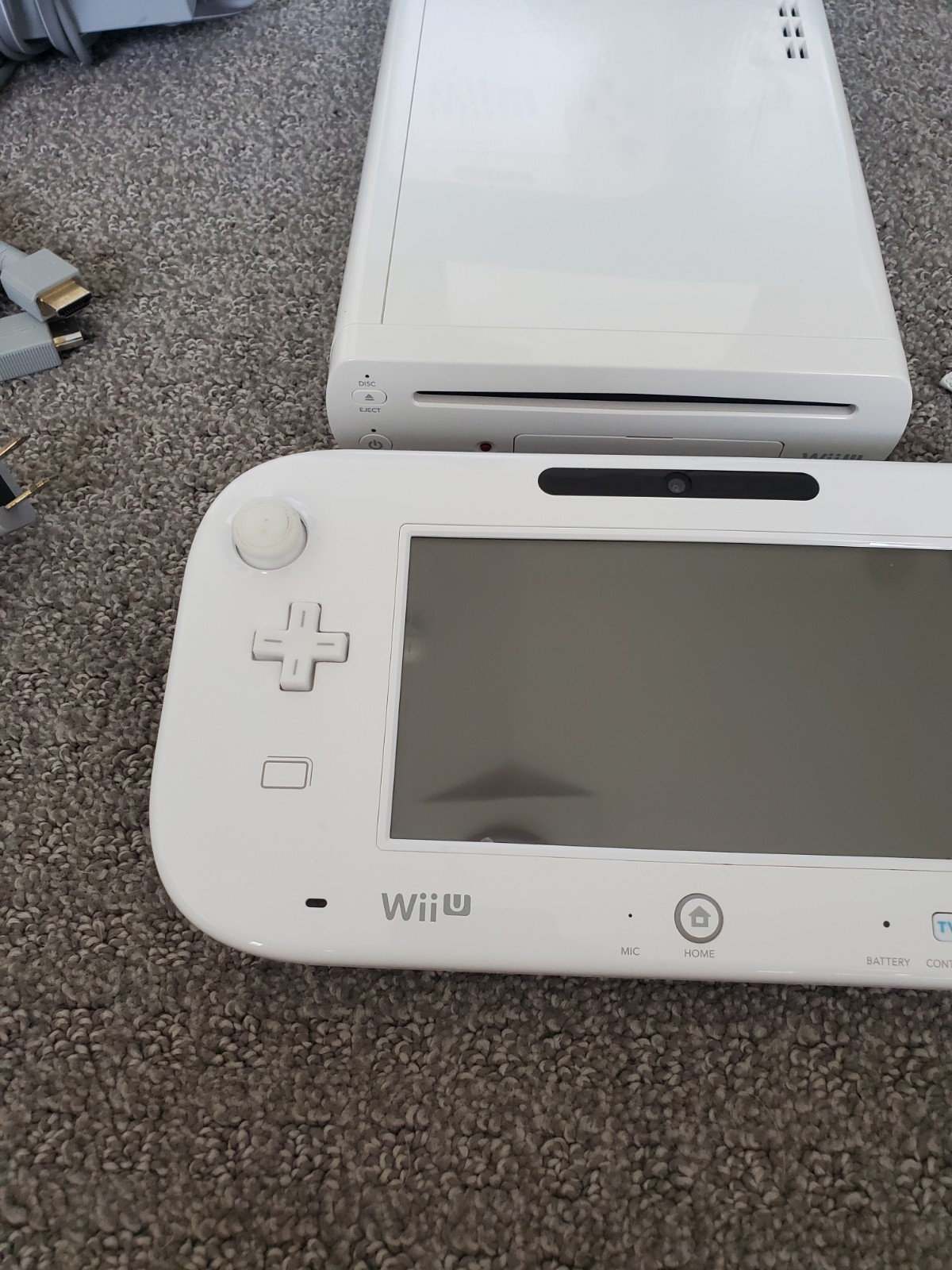 (PLEASE READ) Nintendo Wii U 8GB Console White Gamepad Video Game System w/ Box