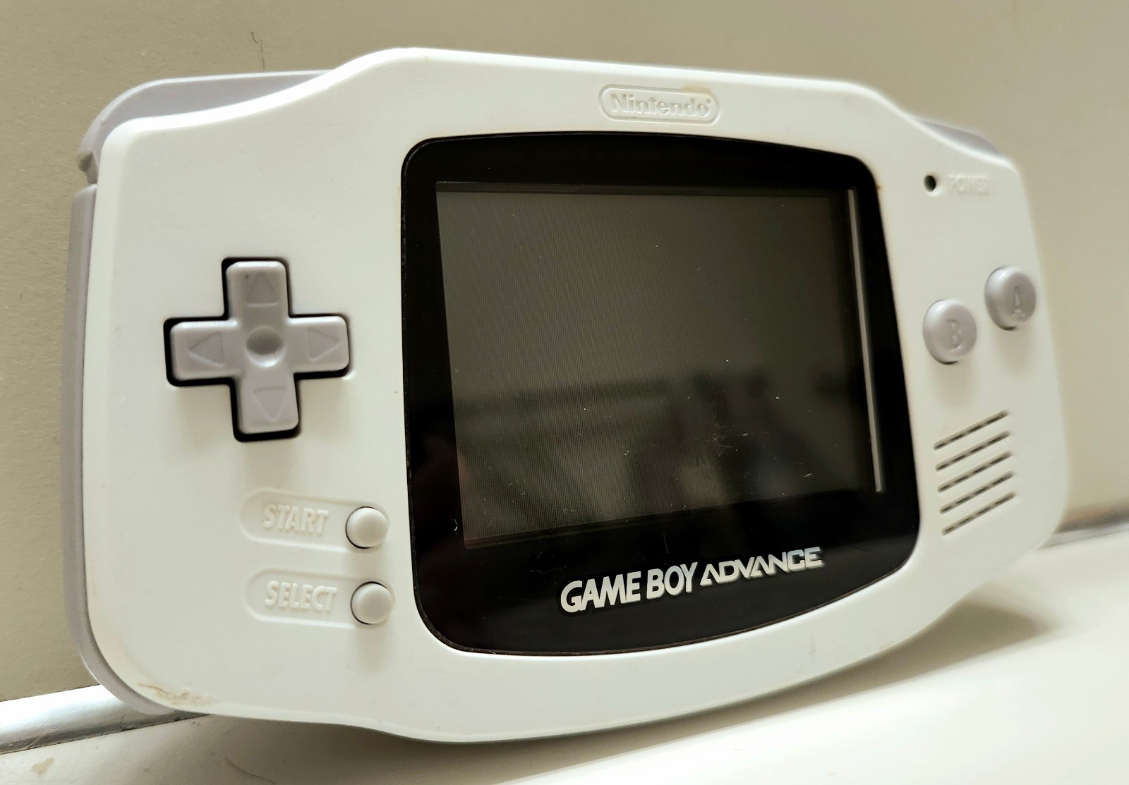 Nintendo Game Boy Advance Console – WHITE – Used (Read Description)