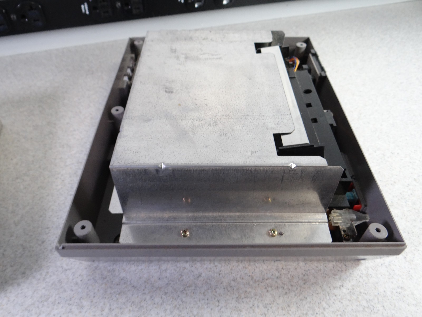 Nintendo Entertainment System Console Only – (NES, 1983) [PARTS OR REPAIR]