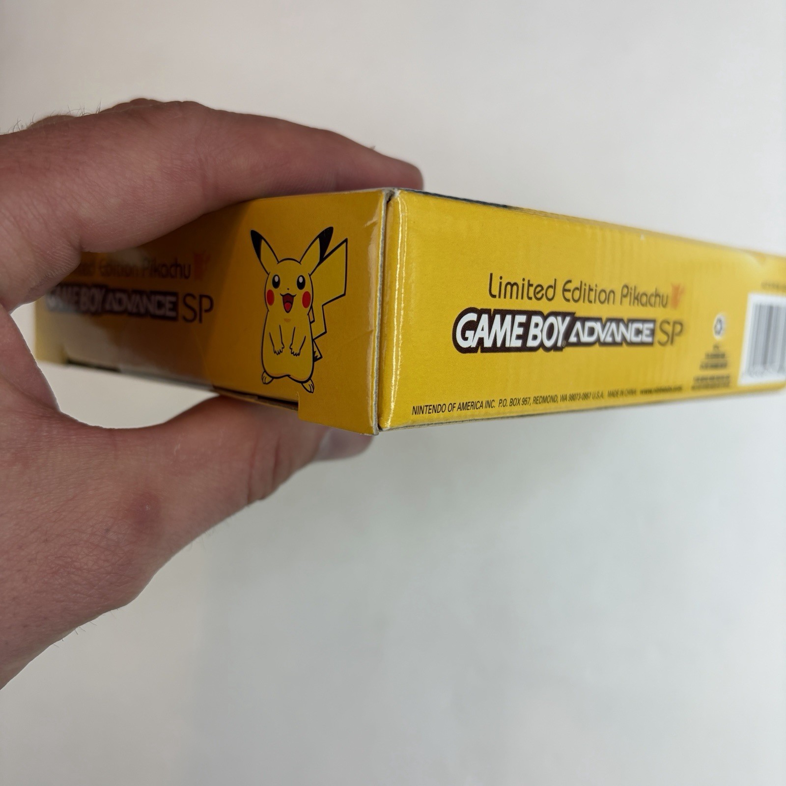SEALED BRAND NEW Nintendo Game Boy Advance SP Limited Pikachu Edition Toys R US