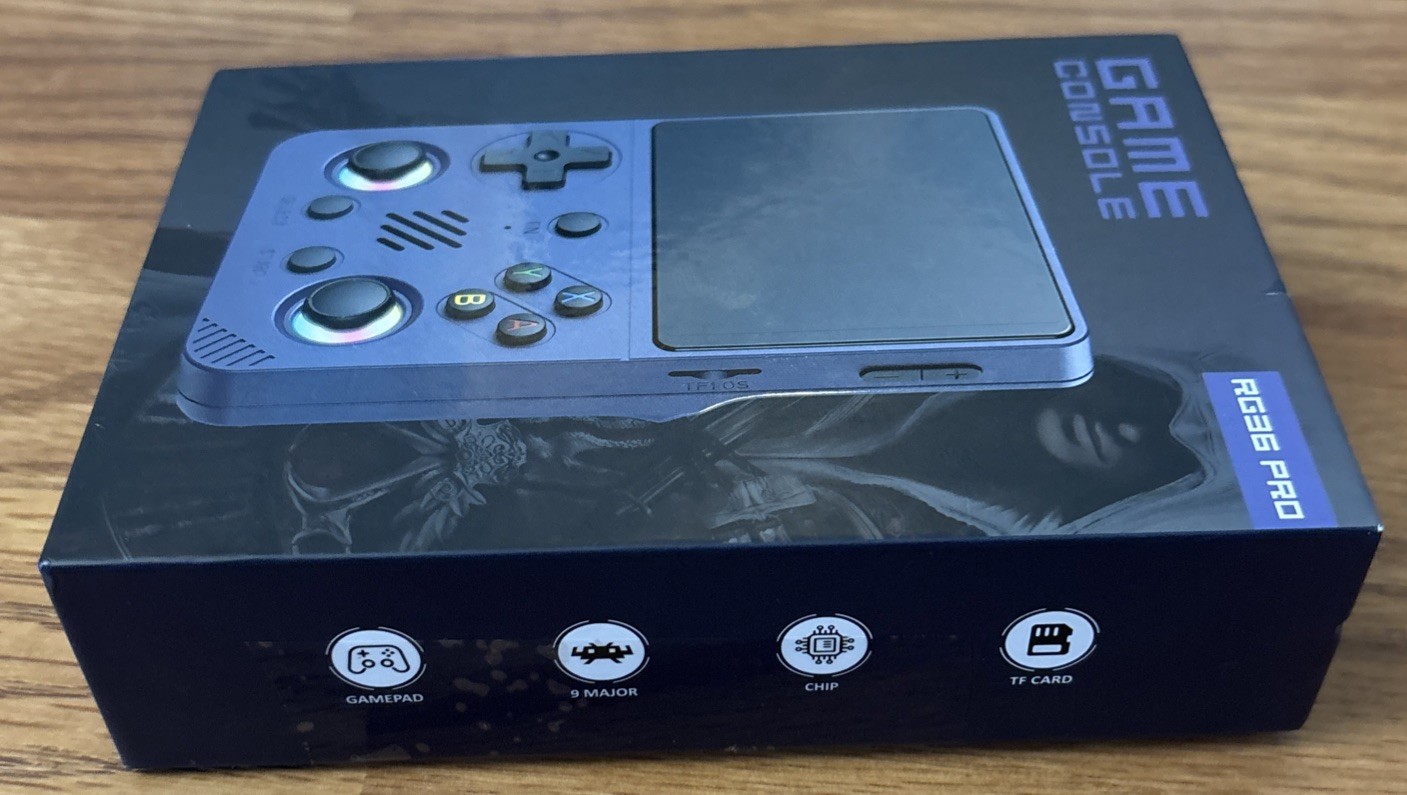 RG36 PRO Retro Handheld Game Console Open Source System, 3.5″ IPS Screen 64G TF
