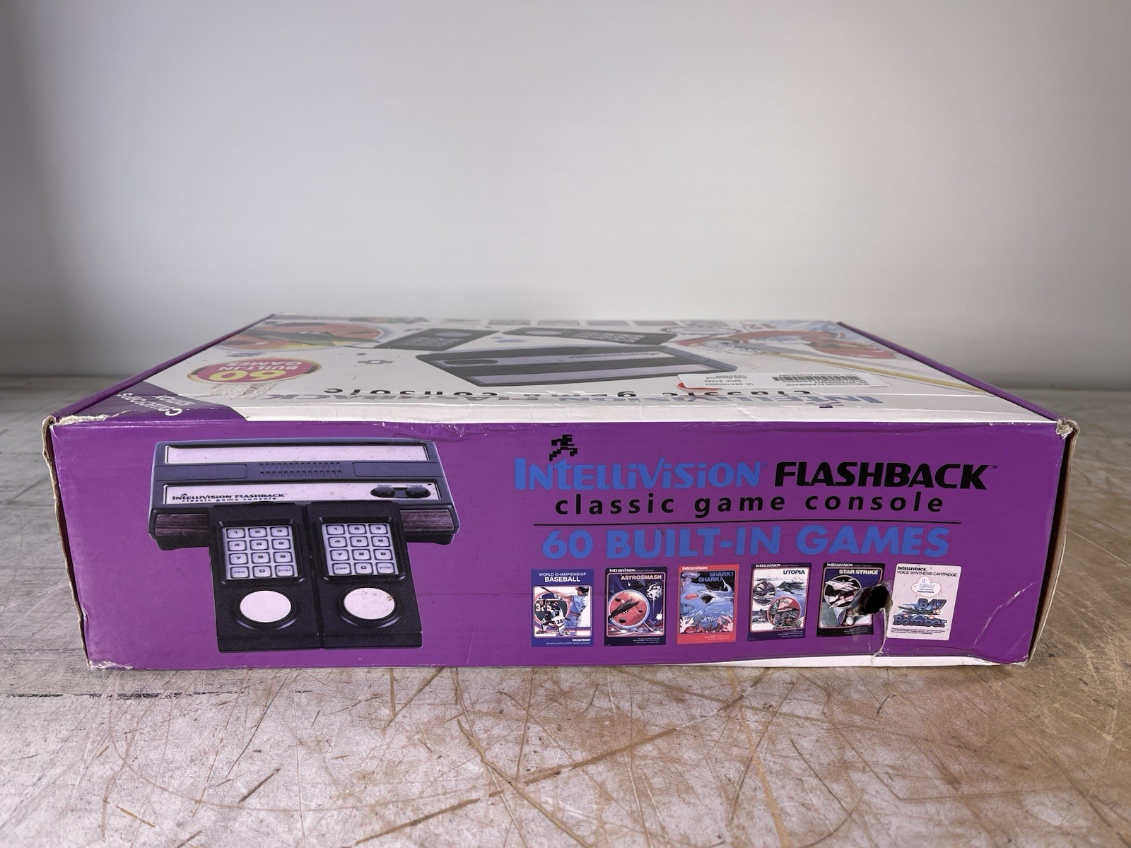 INTELLIVISION FLASHBACK CLASSIC GAME CONSOLE 60 BUILT-IN GAMES