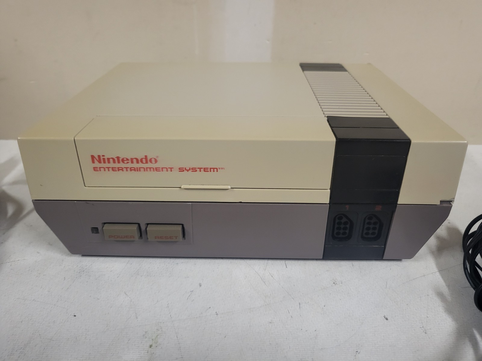 Original NES Nintendo System Console – New 72 Pin, Green Power Light WORKS!