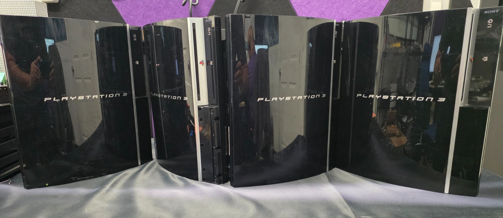 Lot of 4 Sony PlayStation 3 Consoles – CECHG01 / CECHL01 / CECHH01 Parts /Repair