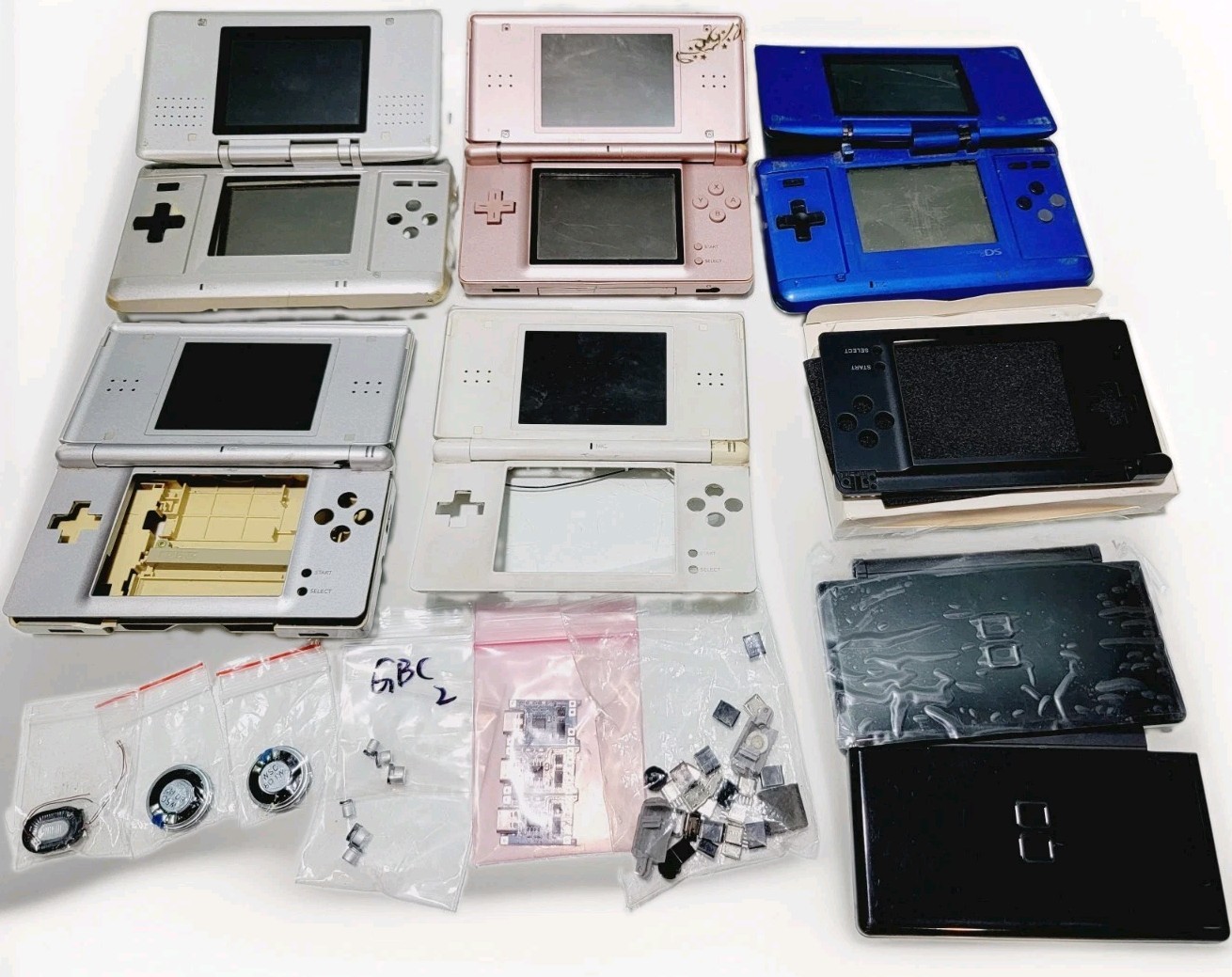 Nintendo DS Lite Lot Shells, Screens, Buttons & parts ONLY PARTS LOOK PHOTOS