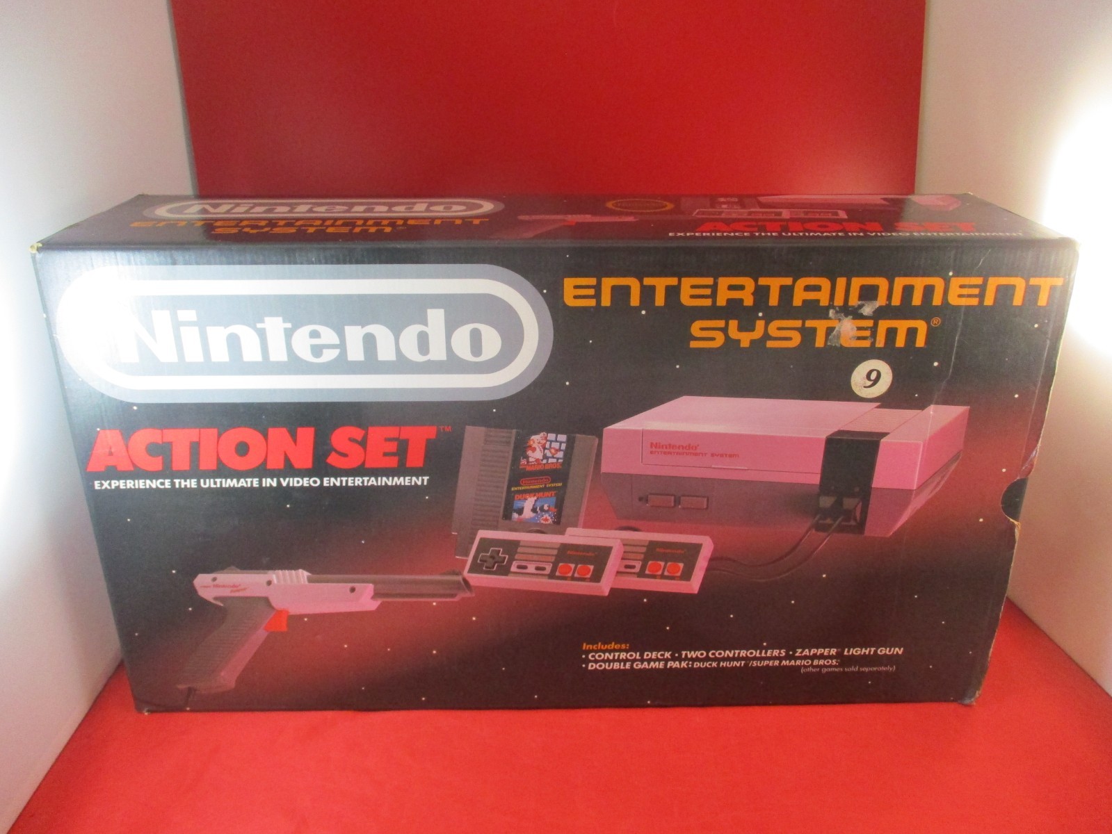 Nintendo NES Console System Action Set Box Mario/Duck Hunt Zapper Controllers