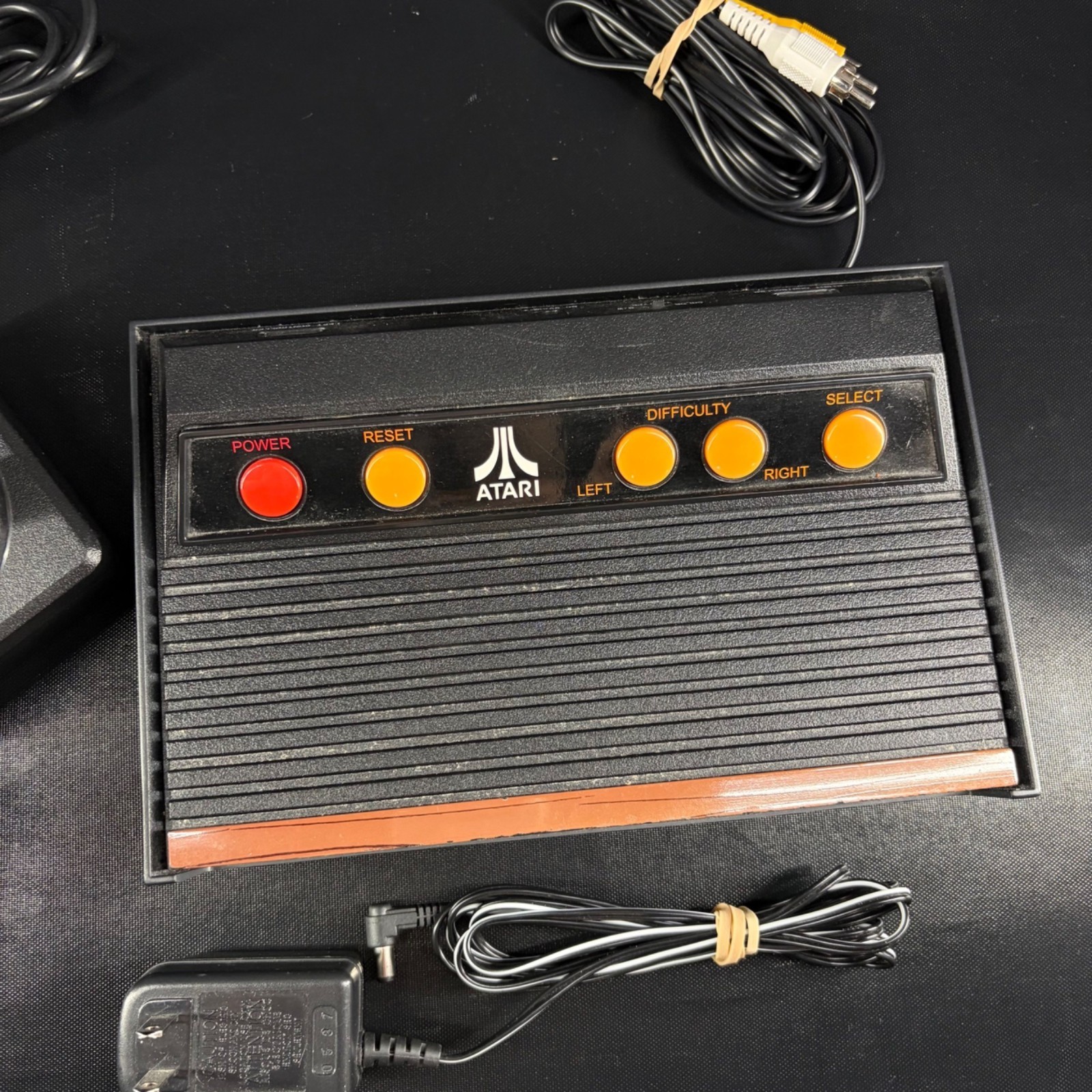Atari Flashback 2 Classic Console With 2 Joysticks AV Cables Power Adapter
