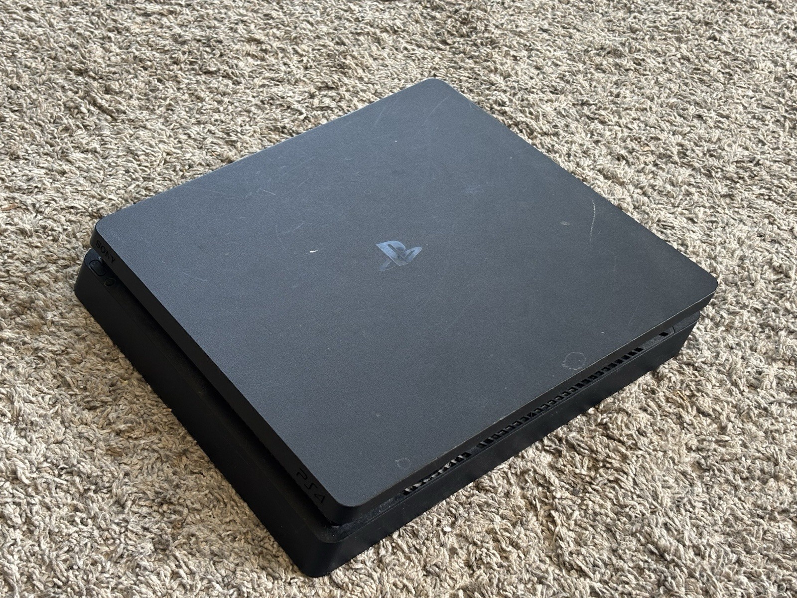 PlayStation 4 With Complete VR Setup