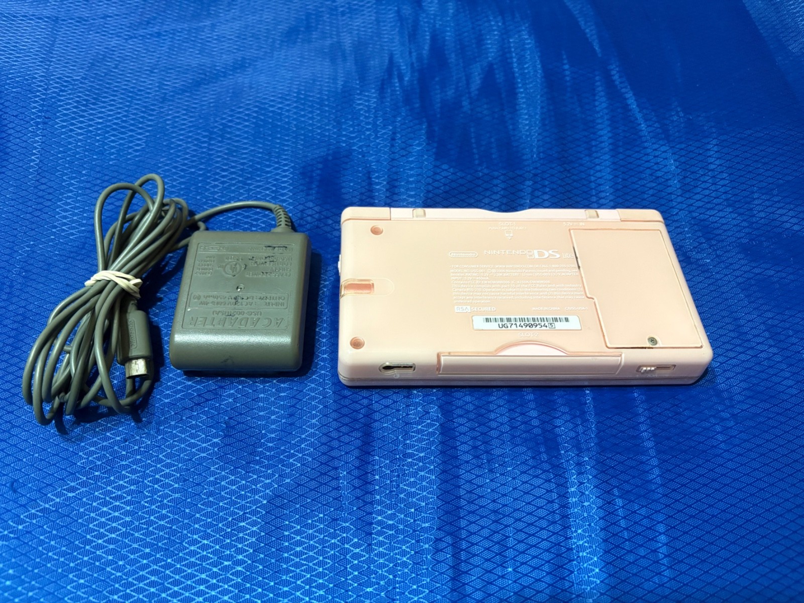 Nintendo DS Lite Console – Coral Pink (USGSPB) tested works