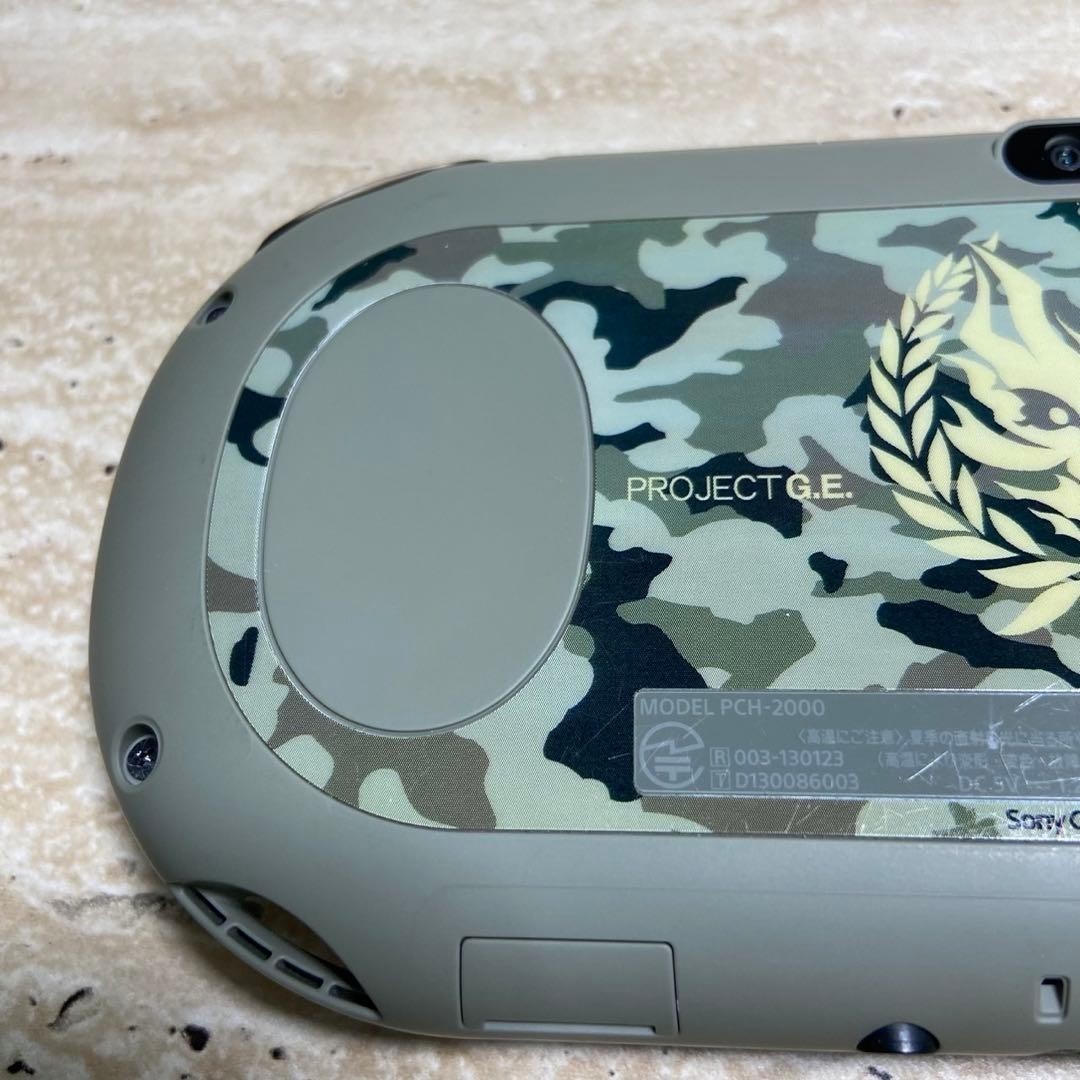 Sony PS Vita GOD EATER 2 Fenrir Edition PCHJ-10010 Console Excellent 7052