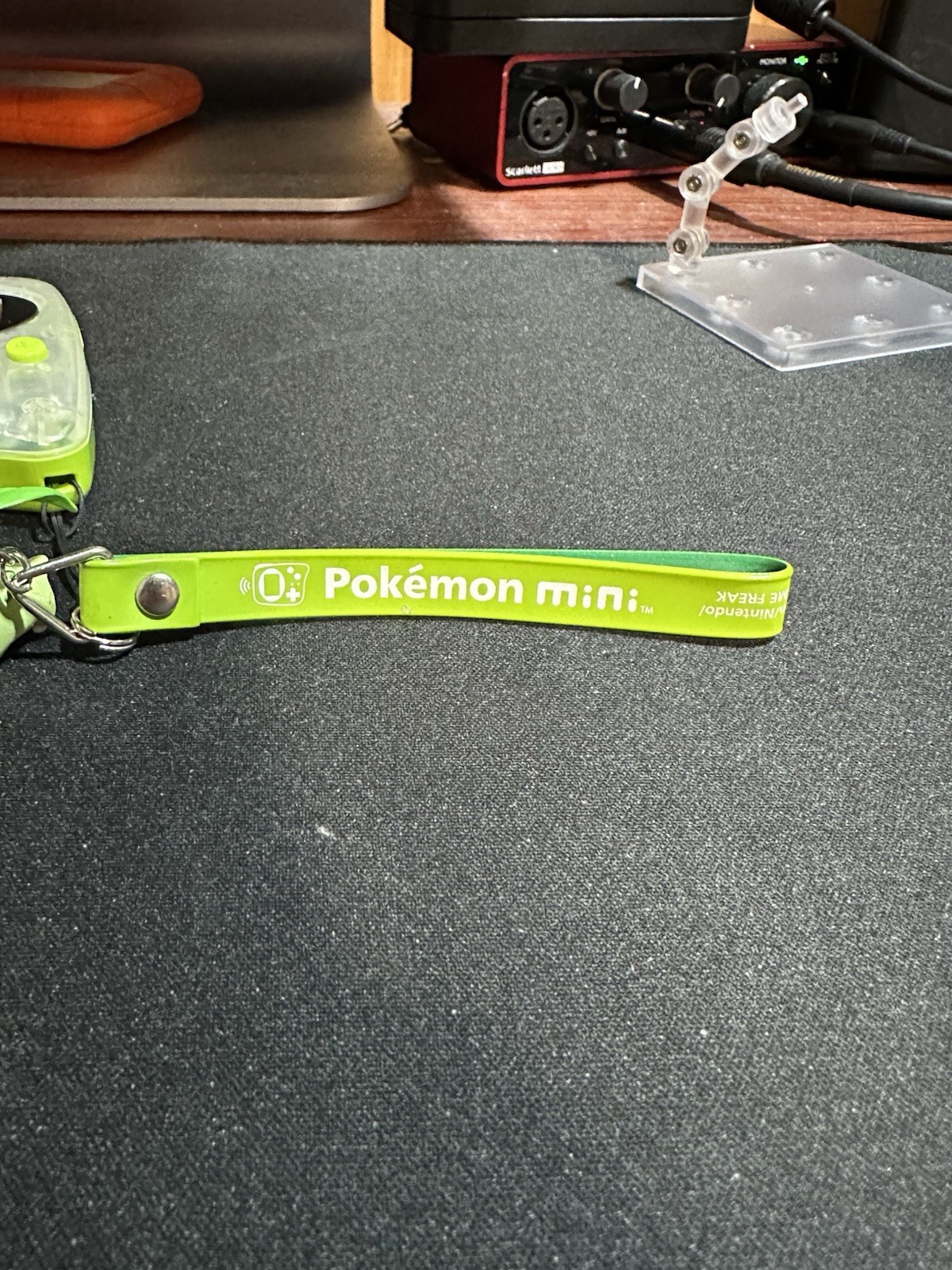 Pokémon Mini Console MIN-001 Chikorita Green W/ 2 Games, Soft case, Charm – US