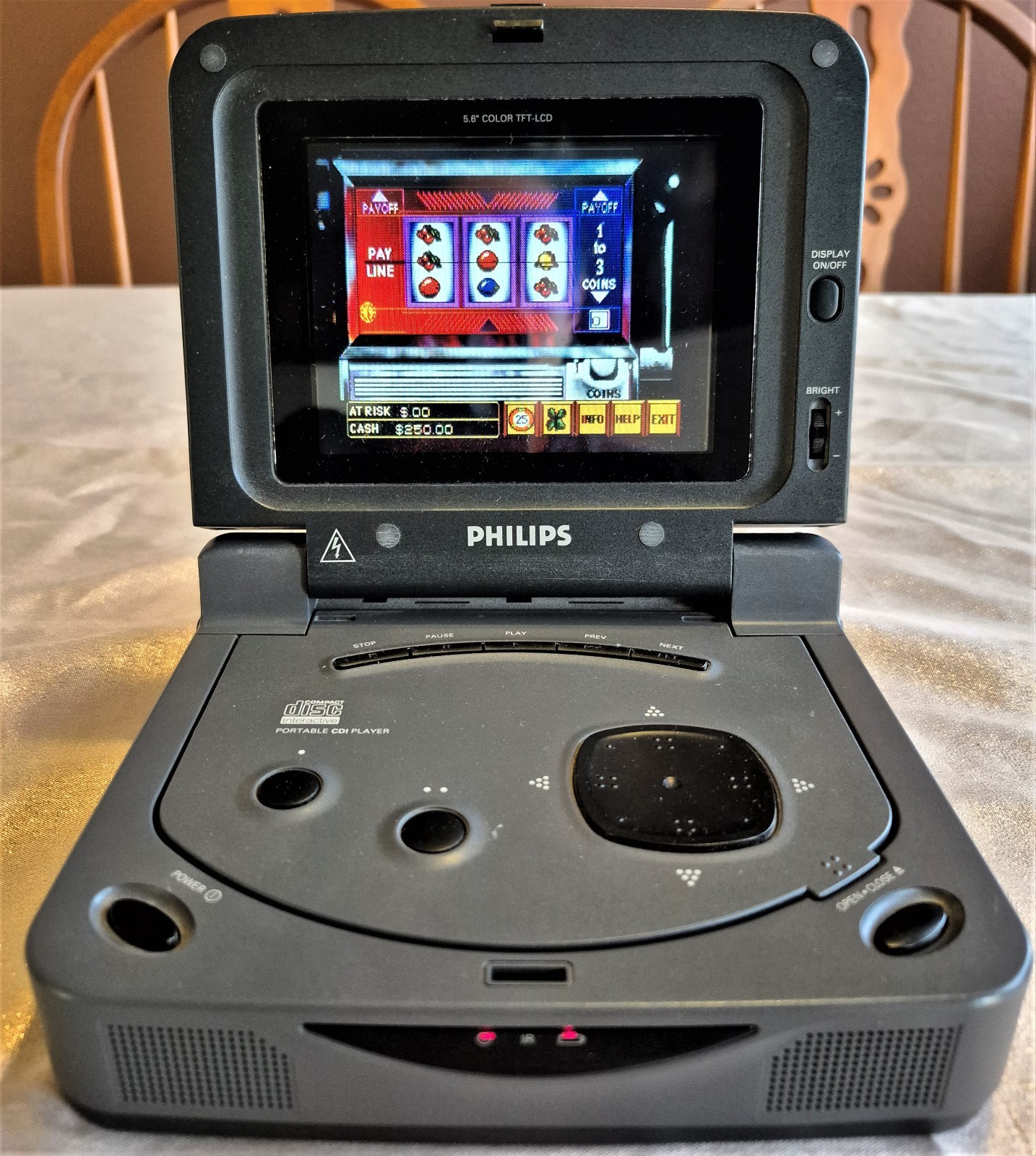 Philips 370 CDi Player Retro Console Nice Handheld Tested w/ Game Included VIDEO