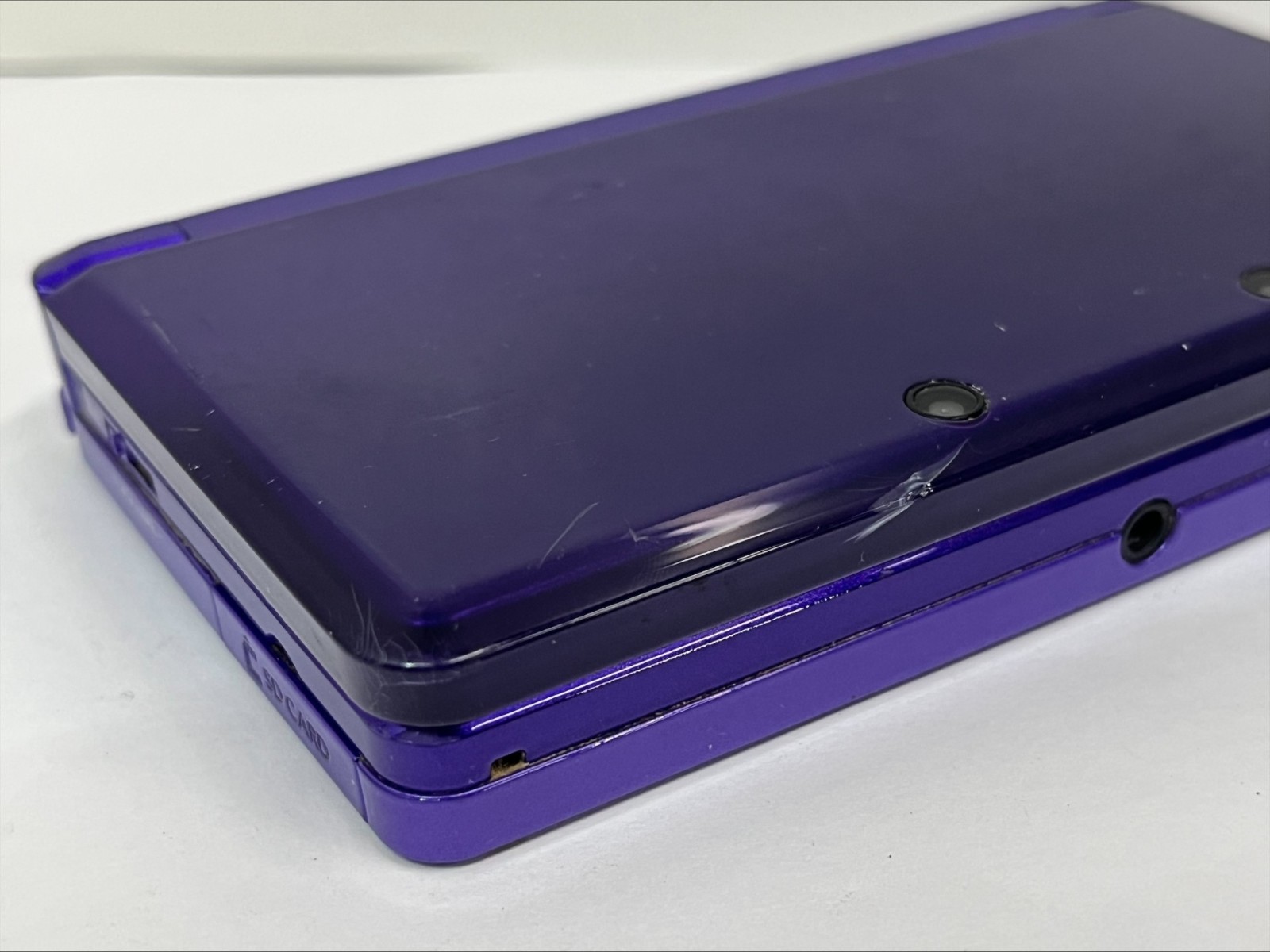 FOR PARTS! Nintendo 3DS – Purple – Various issues! Please read! (B387)