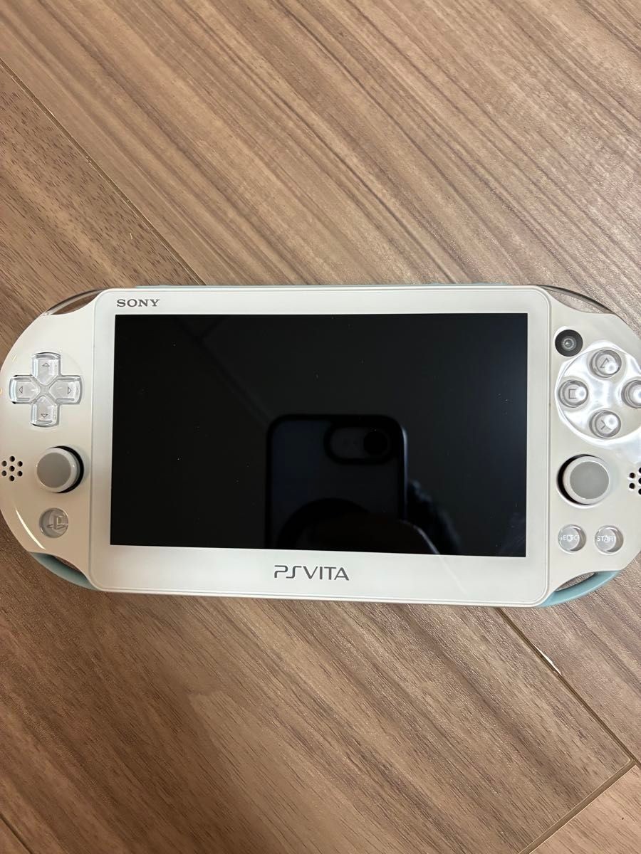 [Excellent] PS Vita PCH-2000 ZA14 Light Blue / White Sony Playstation Boxed