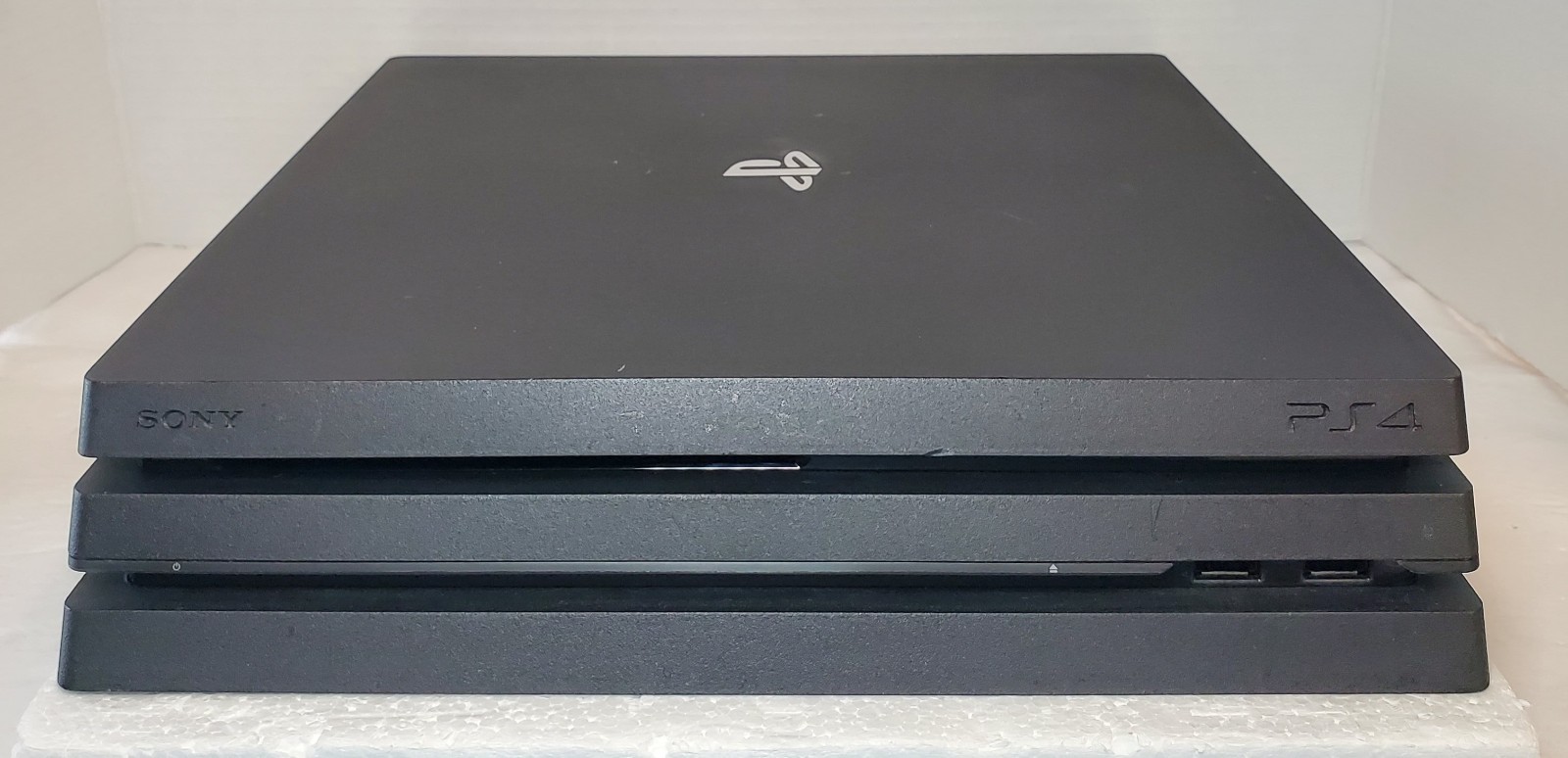 Sony PlayStation 4 PS4 Pro (CUH-7015B) 1TB w. Controller Cables & Games TESTED✅️
