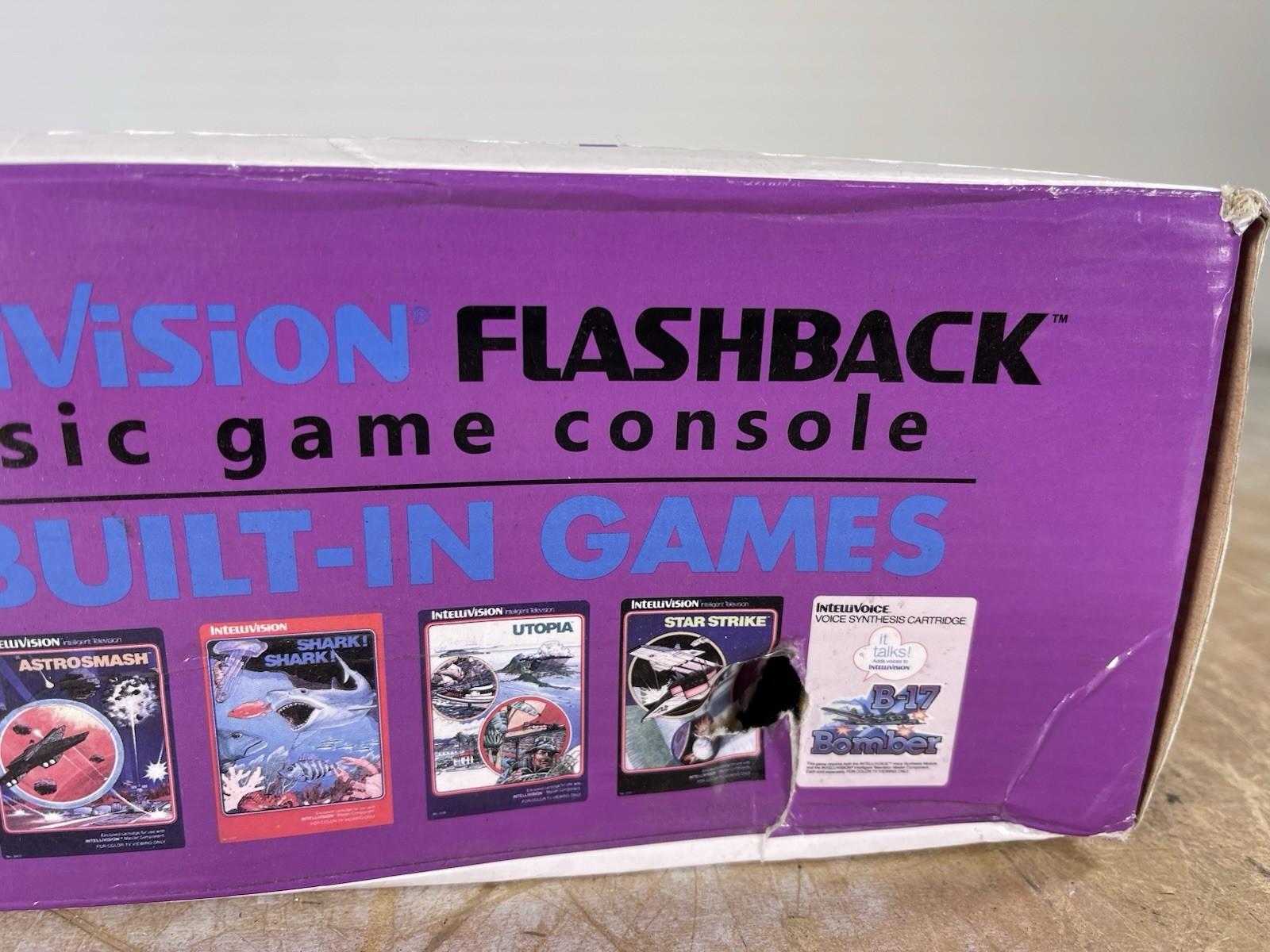 INTELLIVISION FLASHBACK CLASSIC GAME CONSOLE 60 BUILT-IN GAMES