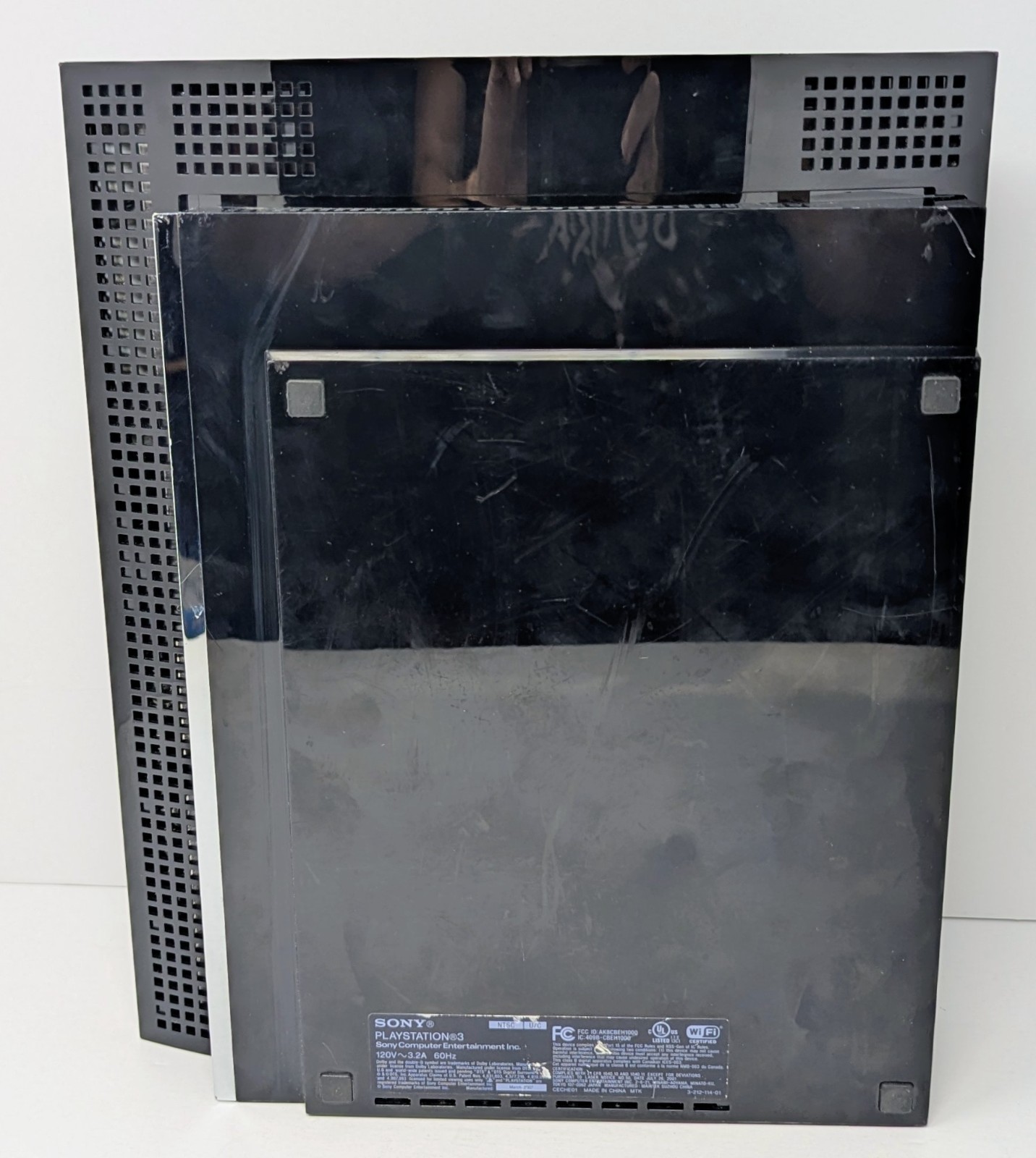 PlayStation 3 PS3 Fat Backwards Compatible Console CECHE01 – For Parts Or Repair