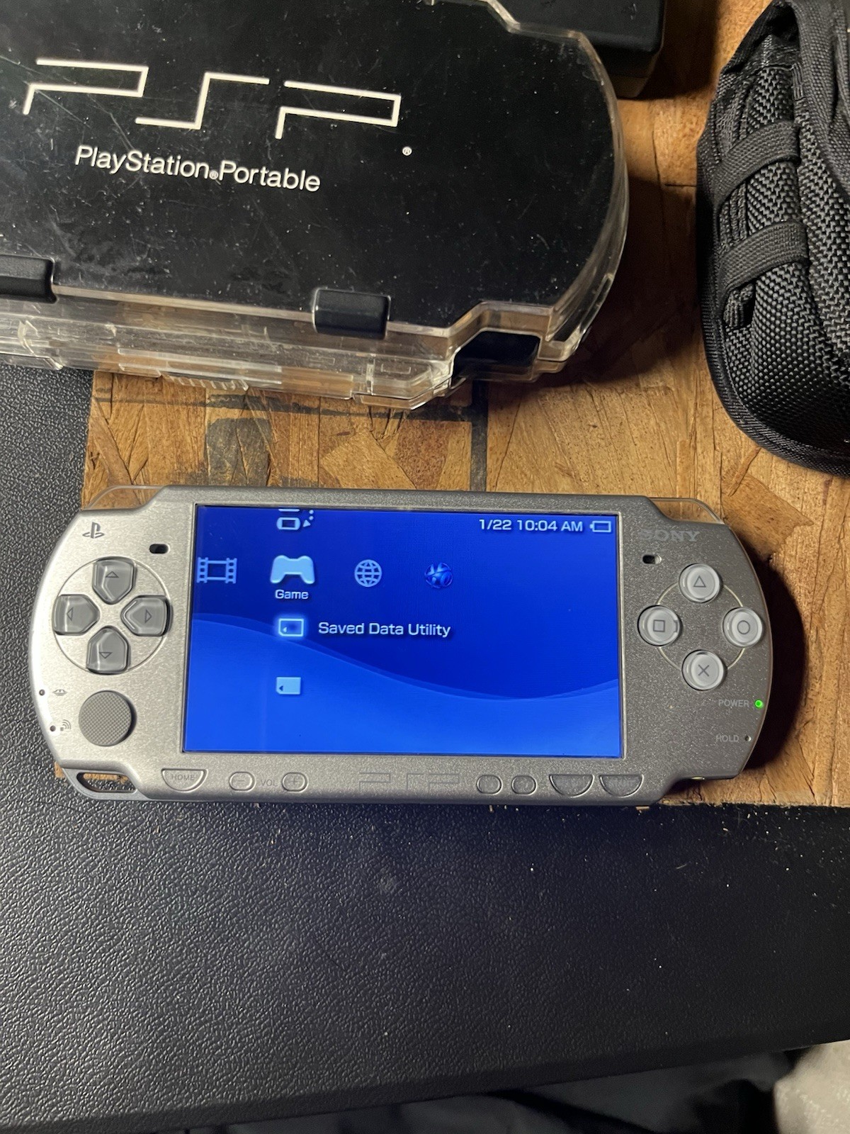 Sony PSP 2000 Silver Console Bundle OEM Charger Memory Card Cases Tested