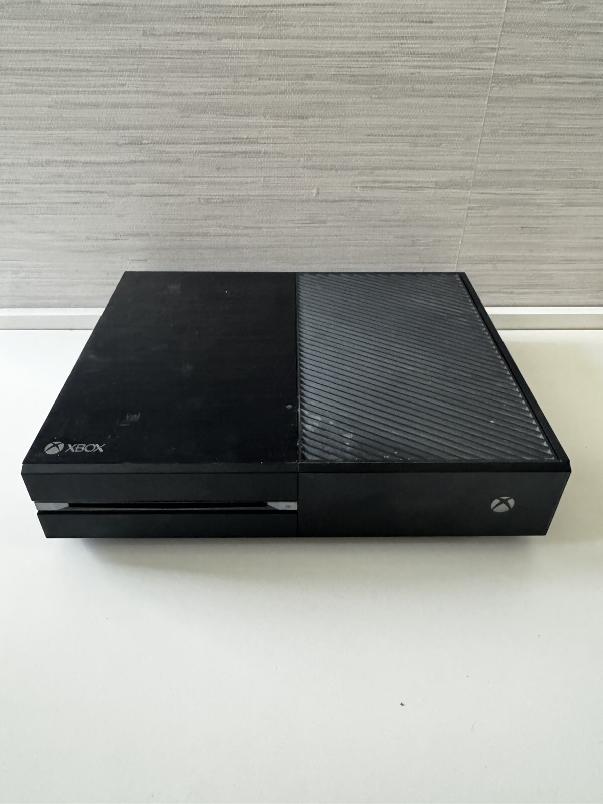 Microsoft Xbox One 500GB Console – Black With Power Adapter
