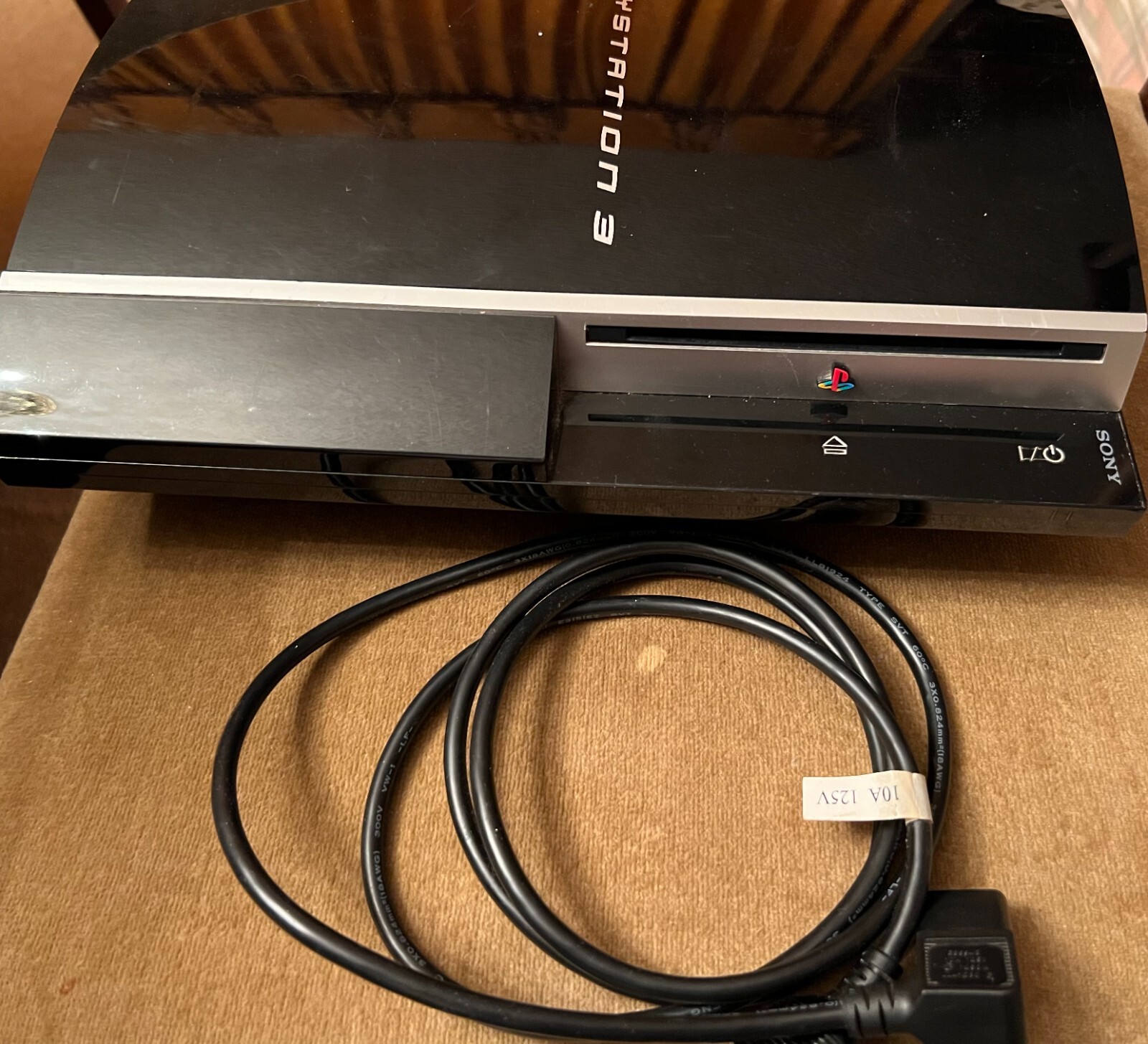 Original PlayStation 3 (Piano Black) – Model CECHH01