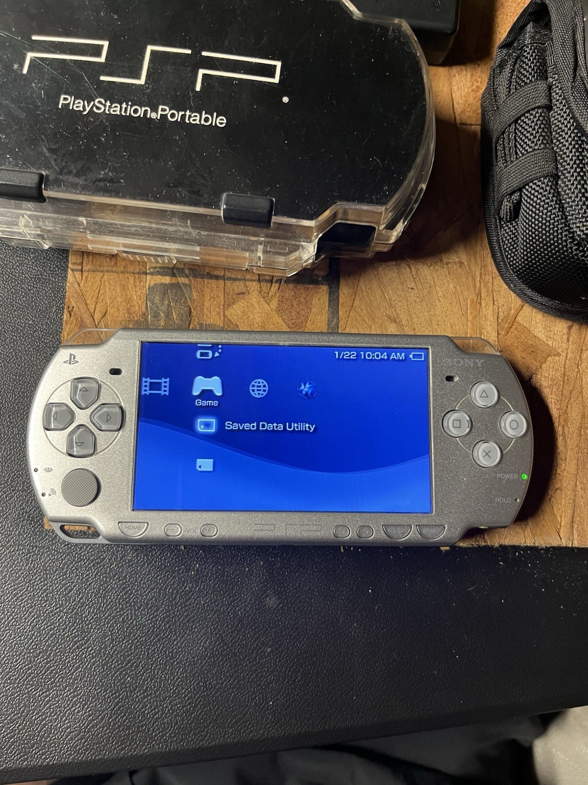 Sony PSP 2000 Silver Console Bundle OEM Charger Memory Card Cases Tested