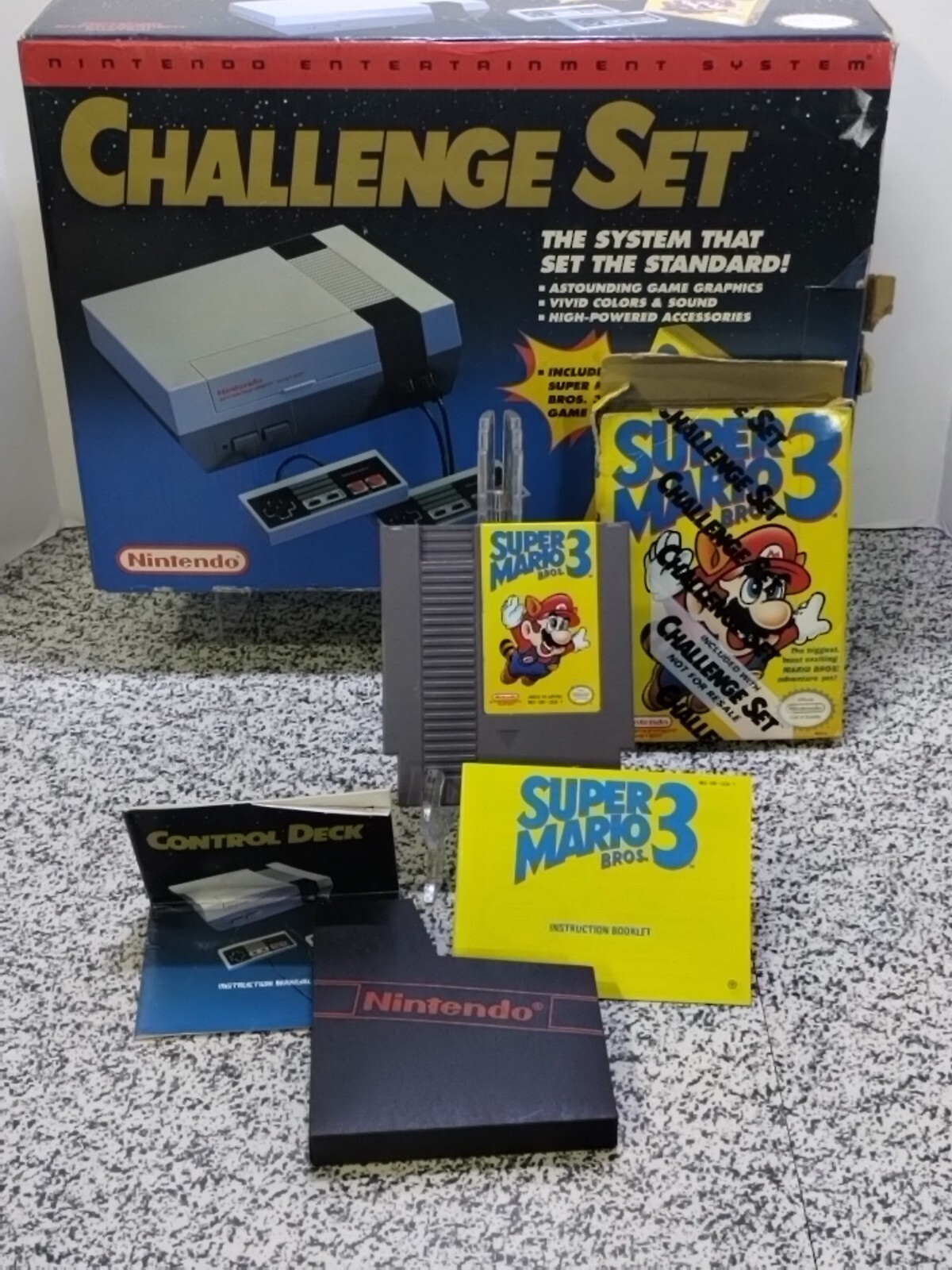 Nintendo Entertainment System Challenge Set NES Console in Box Tested Working